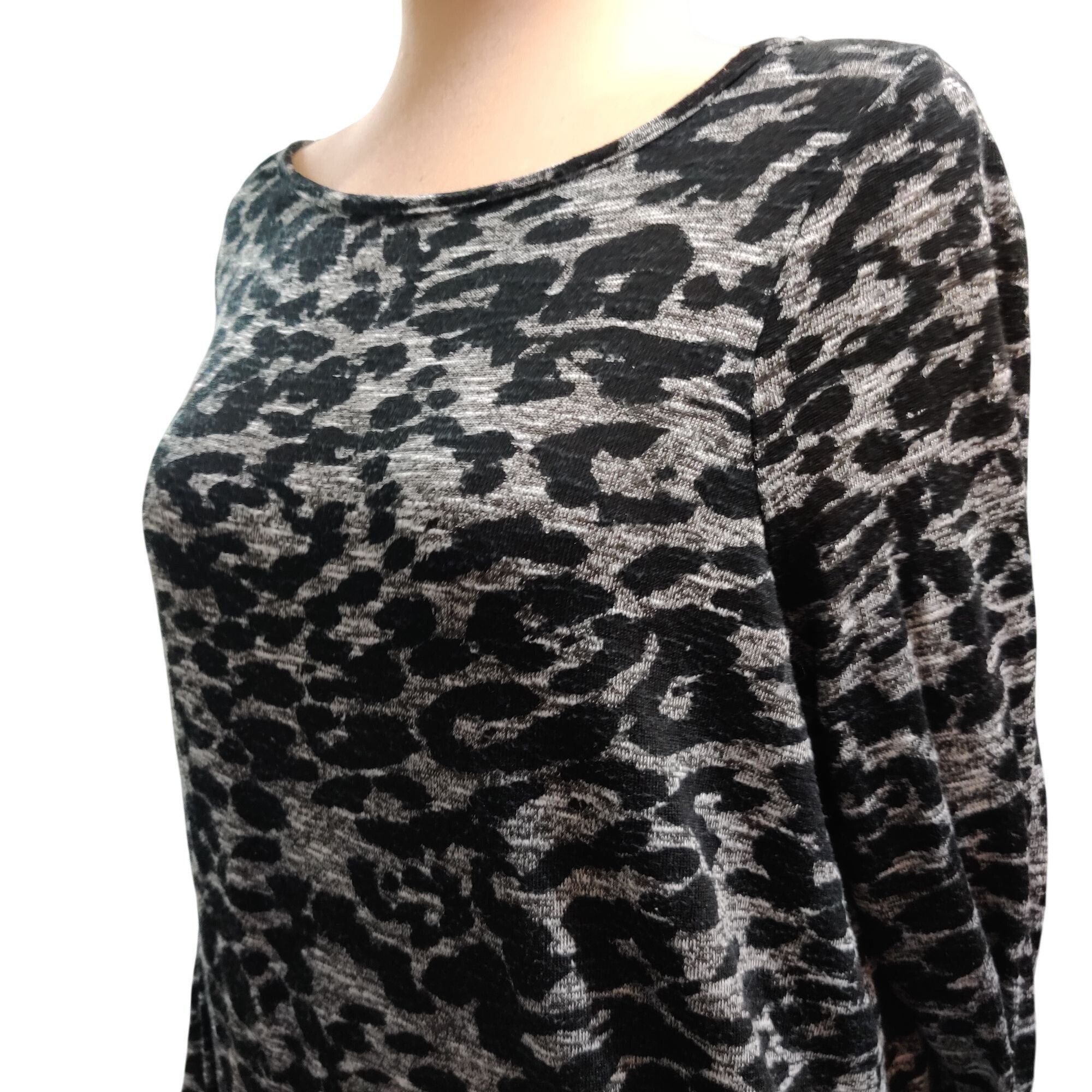 Other Sunny Leigh Plus Size 1X Black Gray Leopard Print Tunic Top Size XL / US 12-14 / IT 48-50 - 2 Thumbnail