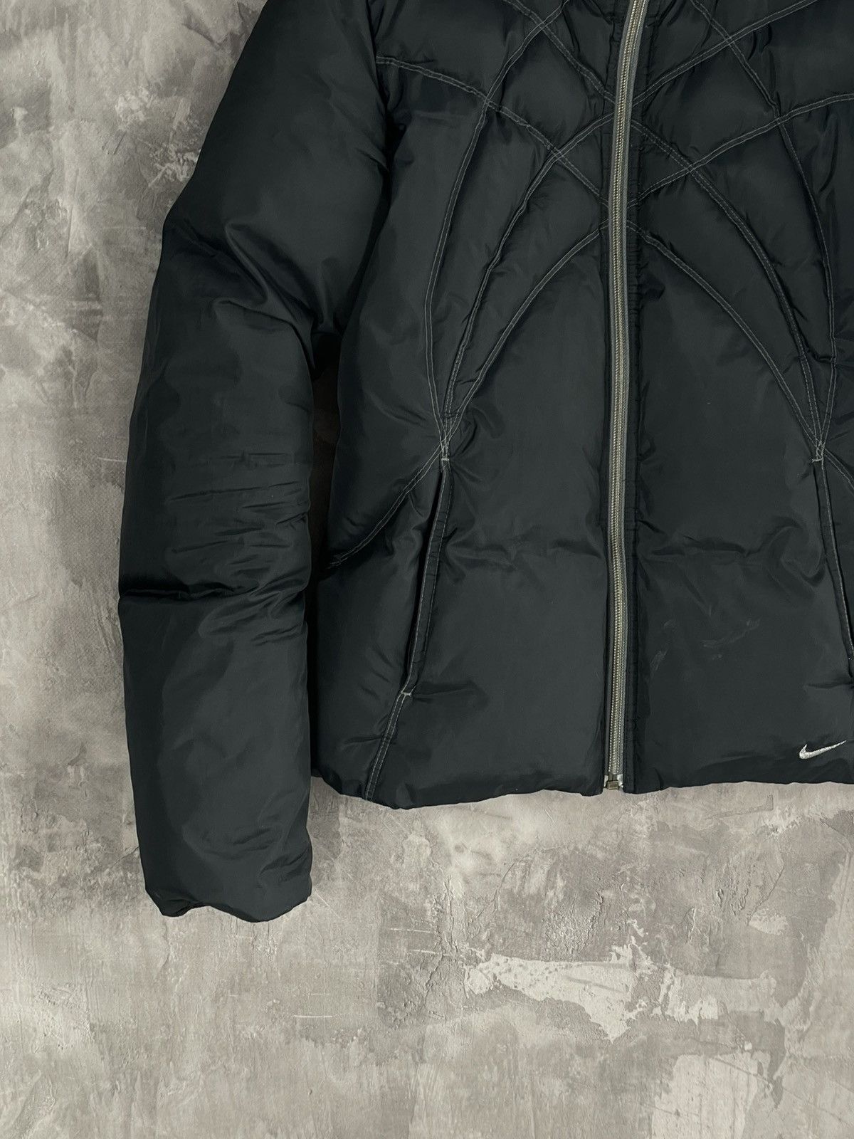 Japanese Brand × Nike × Vintage Nike Vintage 90s Small Logo Black Down Jacket Winter Puffer Size S / US 4 / IT 40 - 9 Thumbnail