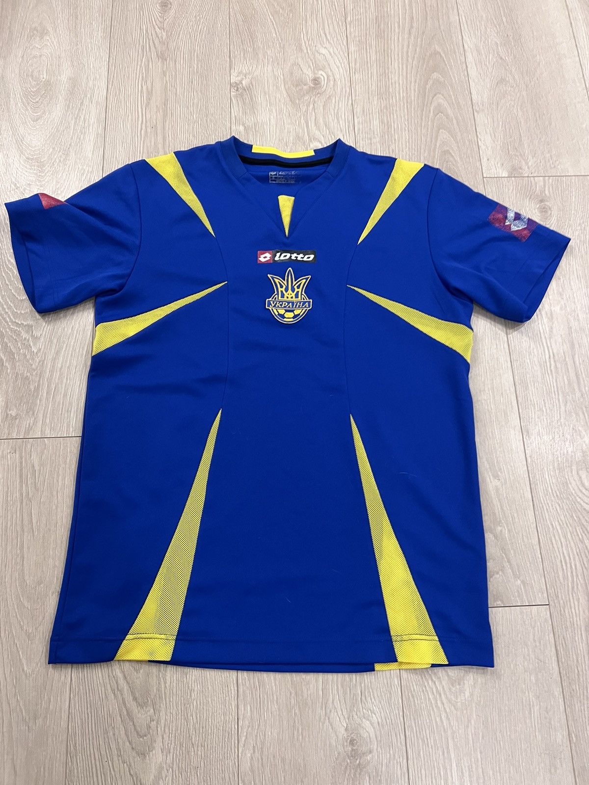 Lotto Sport × Vintage Vintage Ukraine National Soccer Kit Jersey World Cup 2005 Size US XL / EU 56 / 4 - 1 Thumbnail