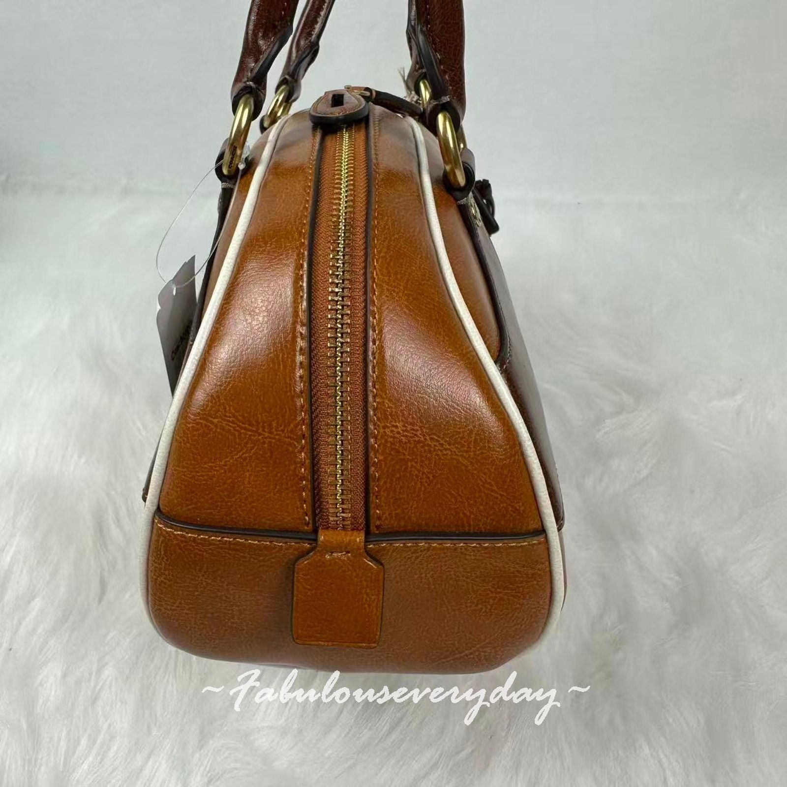 Coach Coach Coachtopia Bowling Shoulder Bag Tan/Saddle CDU49 NWT Size ONE SIZE - 3 Thumbnail