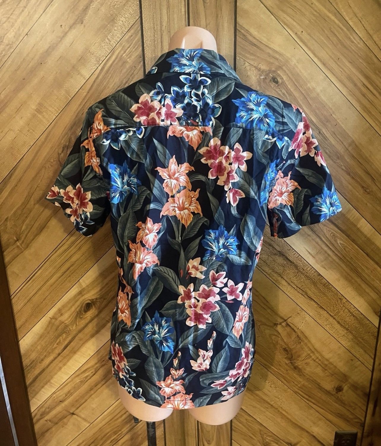 Aeropostale Aeropostale The Resort Shirt Hawaiian Print Button Shirt NWT Size US S / EU 44-46 / 1 - 6 Thumbnail