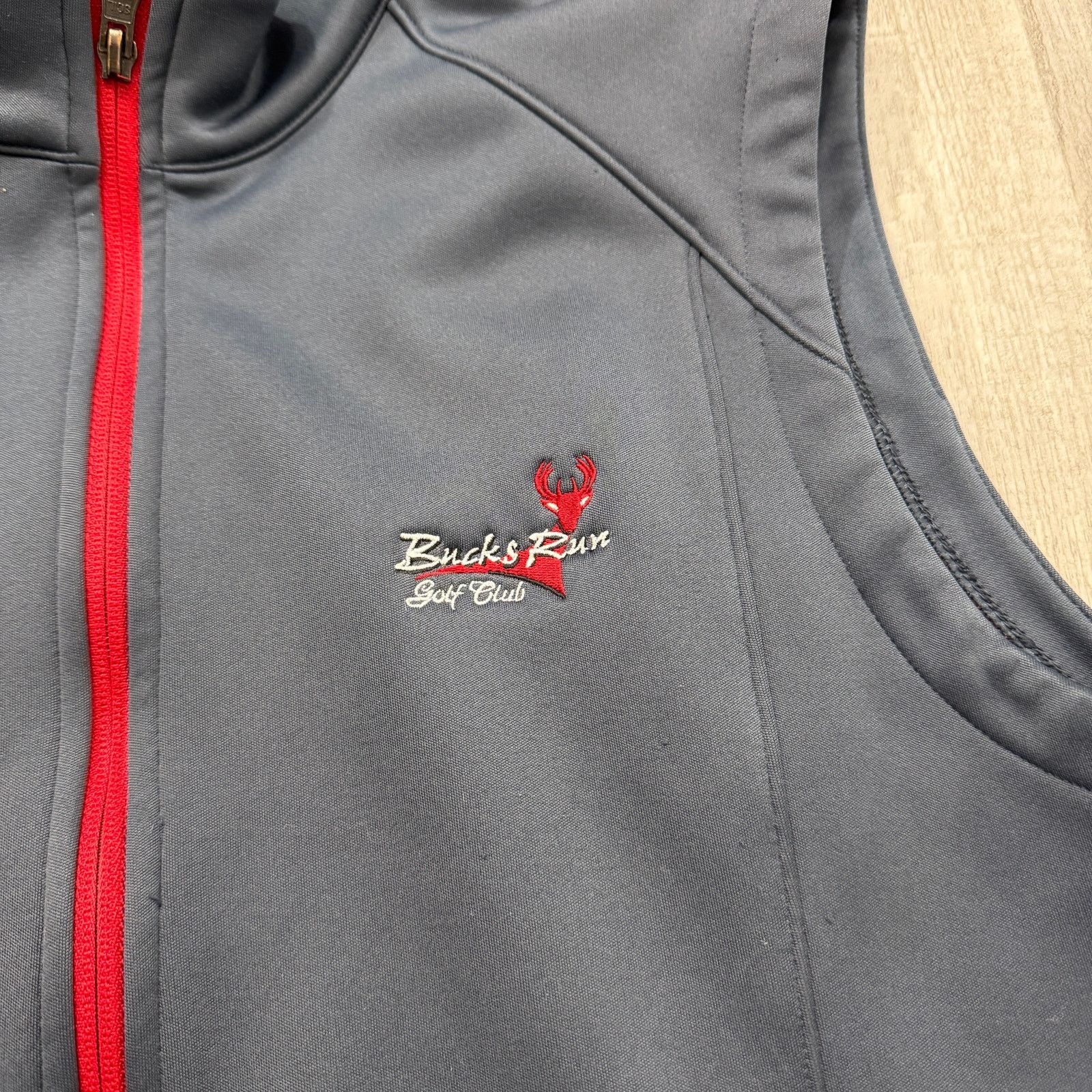Under Armour Under Armour Vest Men's Medium Gray Red Bucks Run Golf Club Size US M / EU 48-50 / 2 - 4 Thumbnail