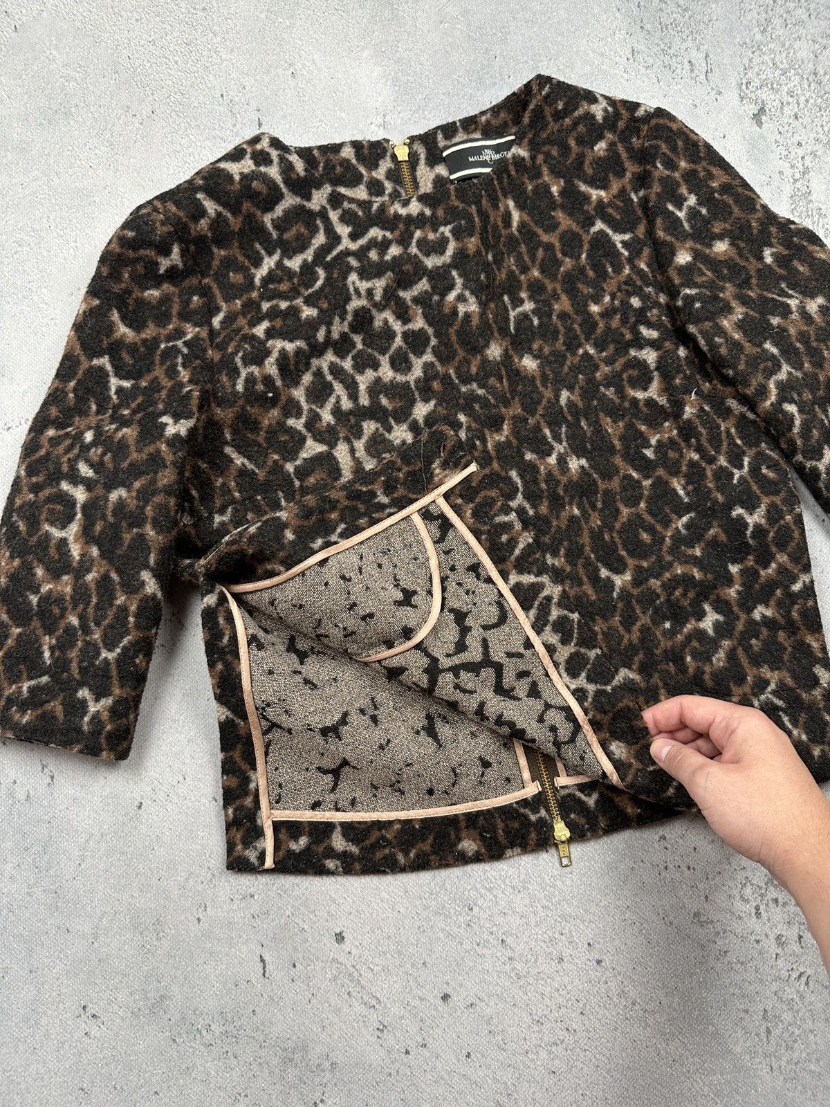 By Malene Birger Vintage By Malene Birger Leopard Wool Blend Cropped Top Zip Size S / US 4 / IT 40 - 6 Thumbnail