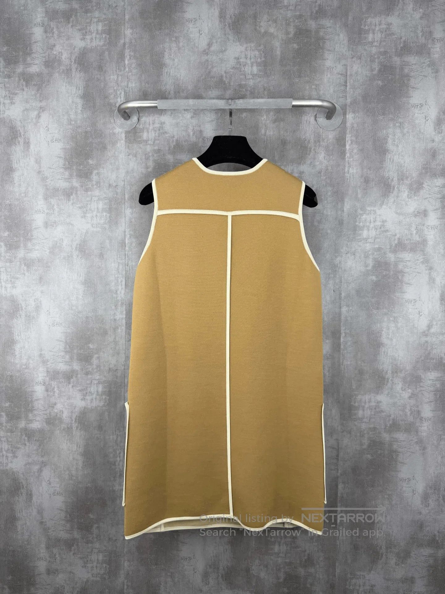 Louis Vuitton Louis Vuitton x Grace Coddington Sleeveless Wool Dress. Size S / US 4 / IT 40 - 3 Thumbnail