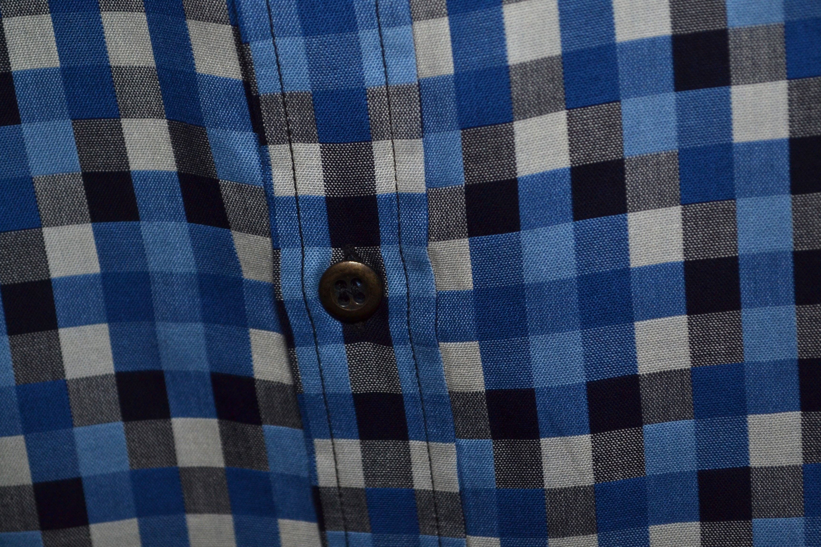 Alexander McQueen Alexander McQueen Optical Illusion Shirt 48 size Size US M / EU 48-50 / 2 - 4 Thumbnail