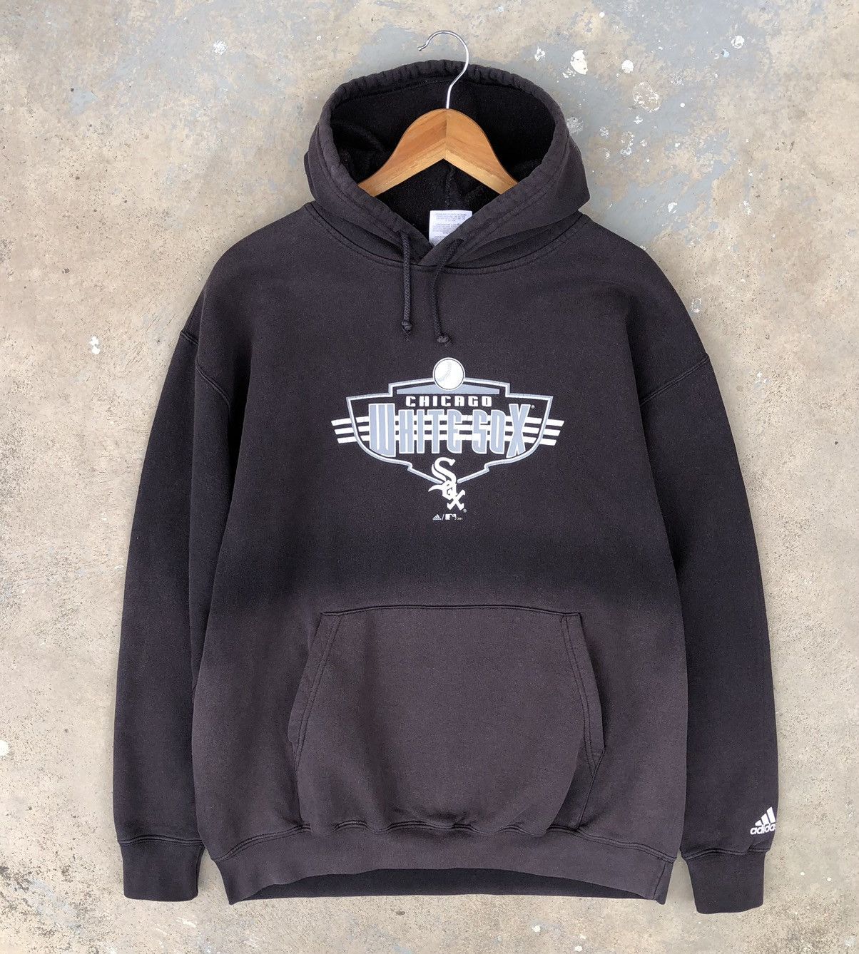 Vintage VTG FADED Adidas x MLB Chicago WhiteSox Baseball Sweatshirts Size US M / EU 48-50 / 2 - 1 Thumbnail