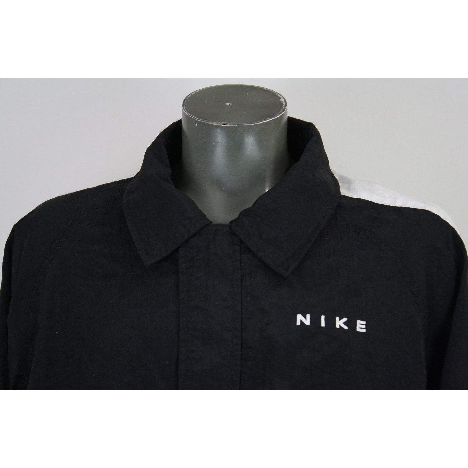 Nike Vintage 90s Nike Big Center Swoosh Lined Windbreaker Jacket Size US XL / EU 56 / 4 - 5 Thumbnail