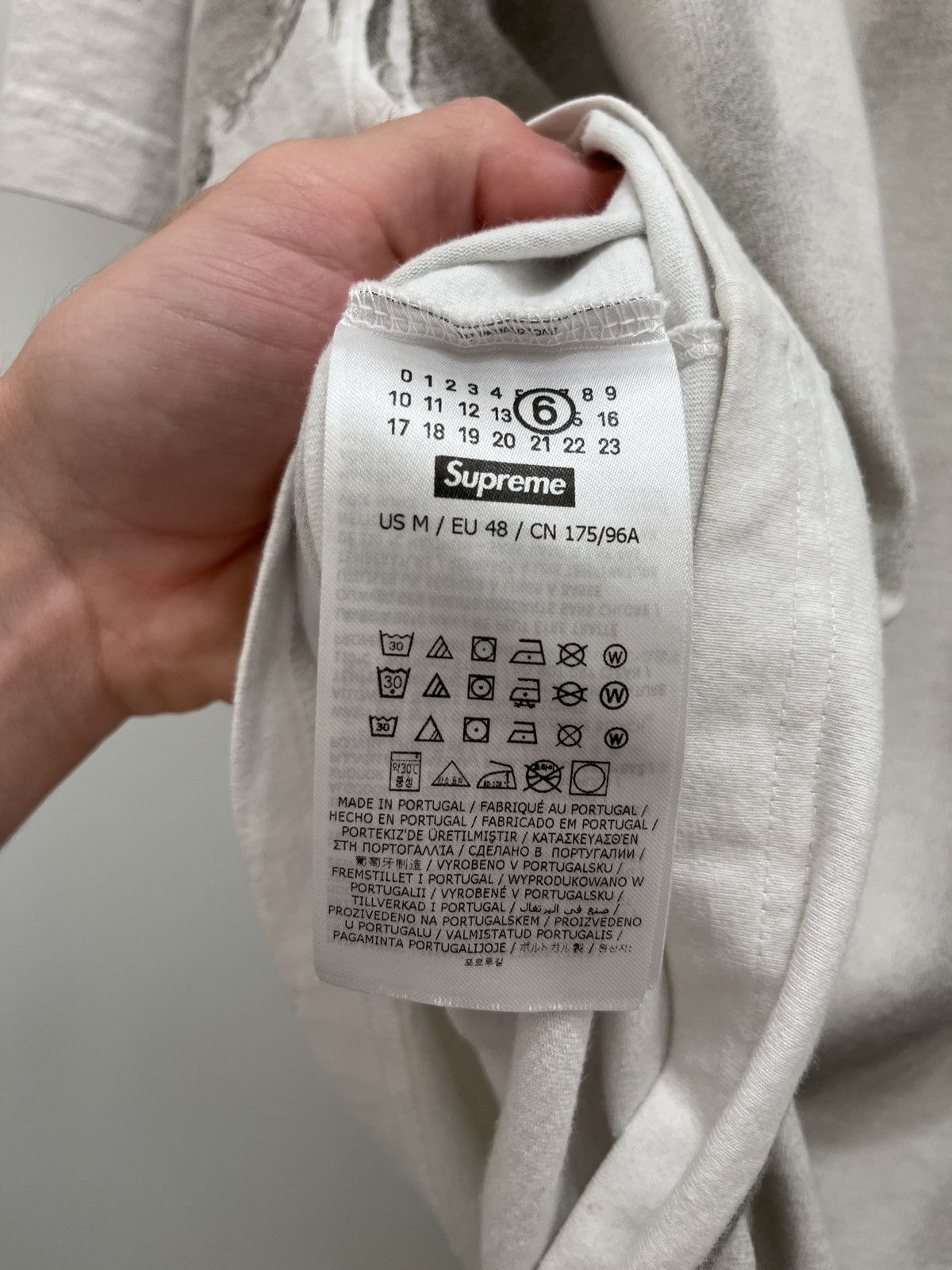 Maison Margiela × Supreme Supreme x Maison Margiela MM6 Box Logo Tee White M Size US M / EU 48-50 / 2 - 7 Thumbnail