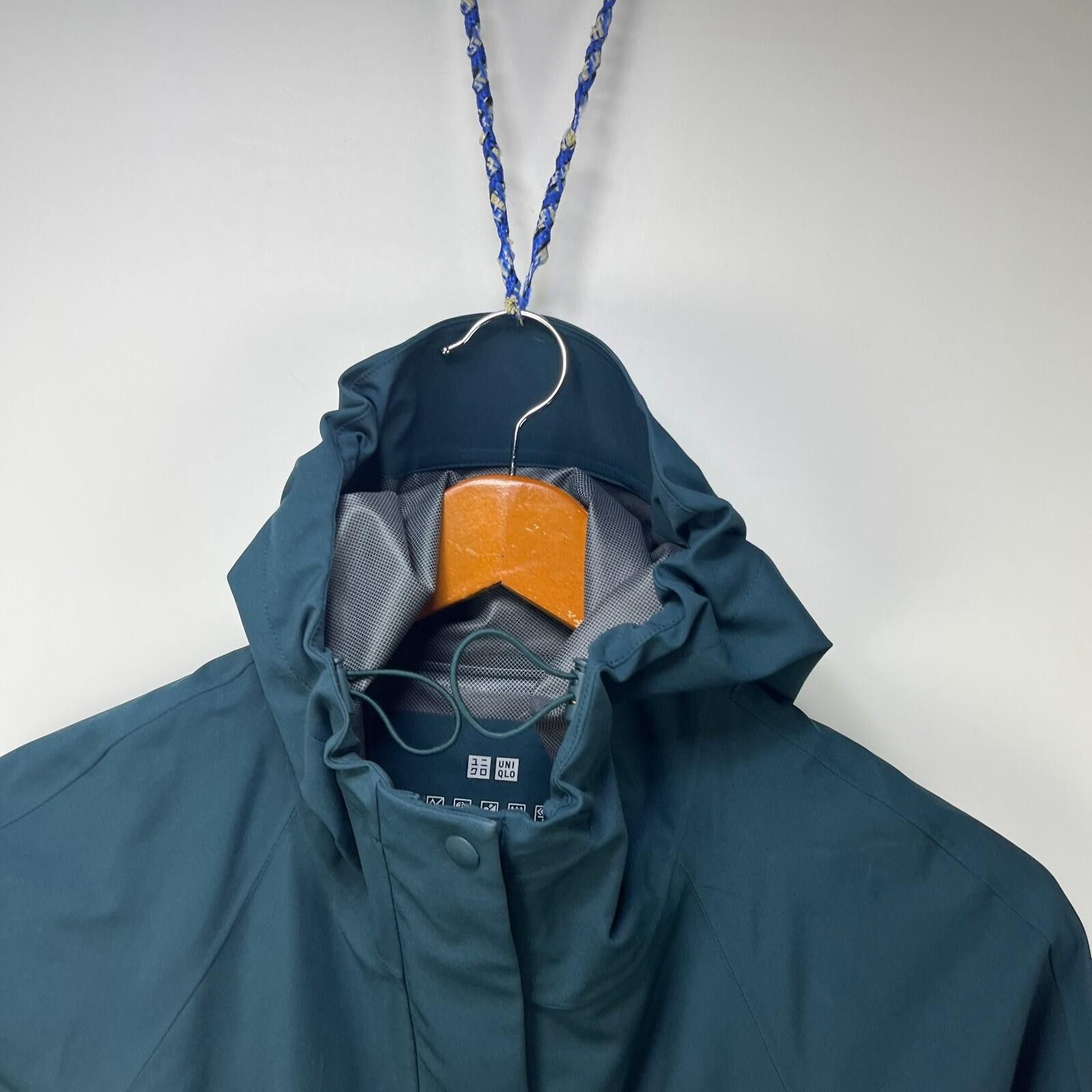 Uniqlo Uniqlo Blocktech Waterproof Long Rain Parka Jacket Womens S Size S / US 4 / IT 40 - 3 Thumbnail