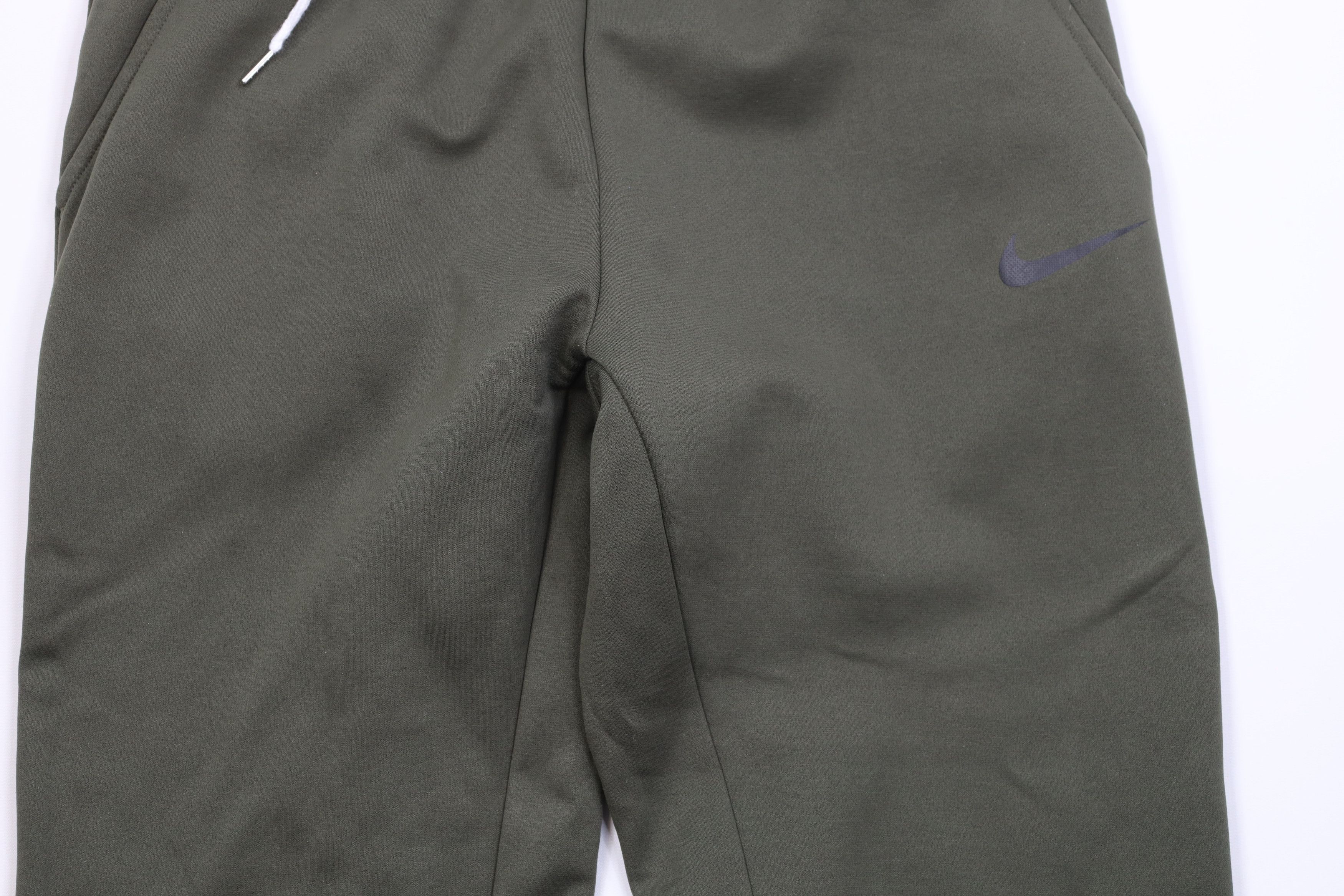 Nike Nike Tapered Leg Fleece Lined Sweatpants Pants Olive Green Size US 36 / EU 52 - 3 Thumbnail