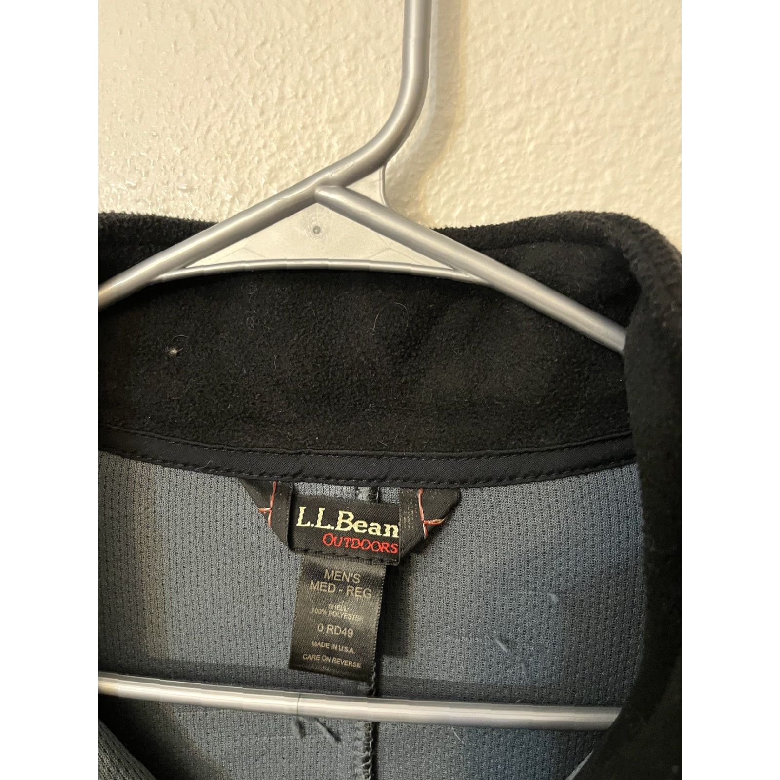Vintage L.L. Bean Mens Jacket Regular Full Zip Black Fleece 100% Polyester 90s City Classic Dad Outdoor USA Holiday Fall Winter Spring Size US M / EU 48-50 / 2 - 4 Thumbnail