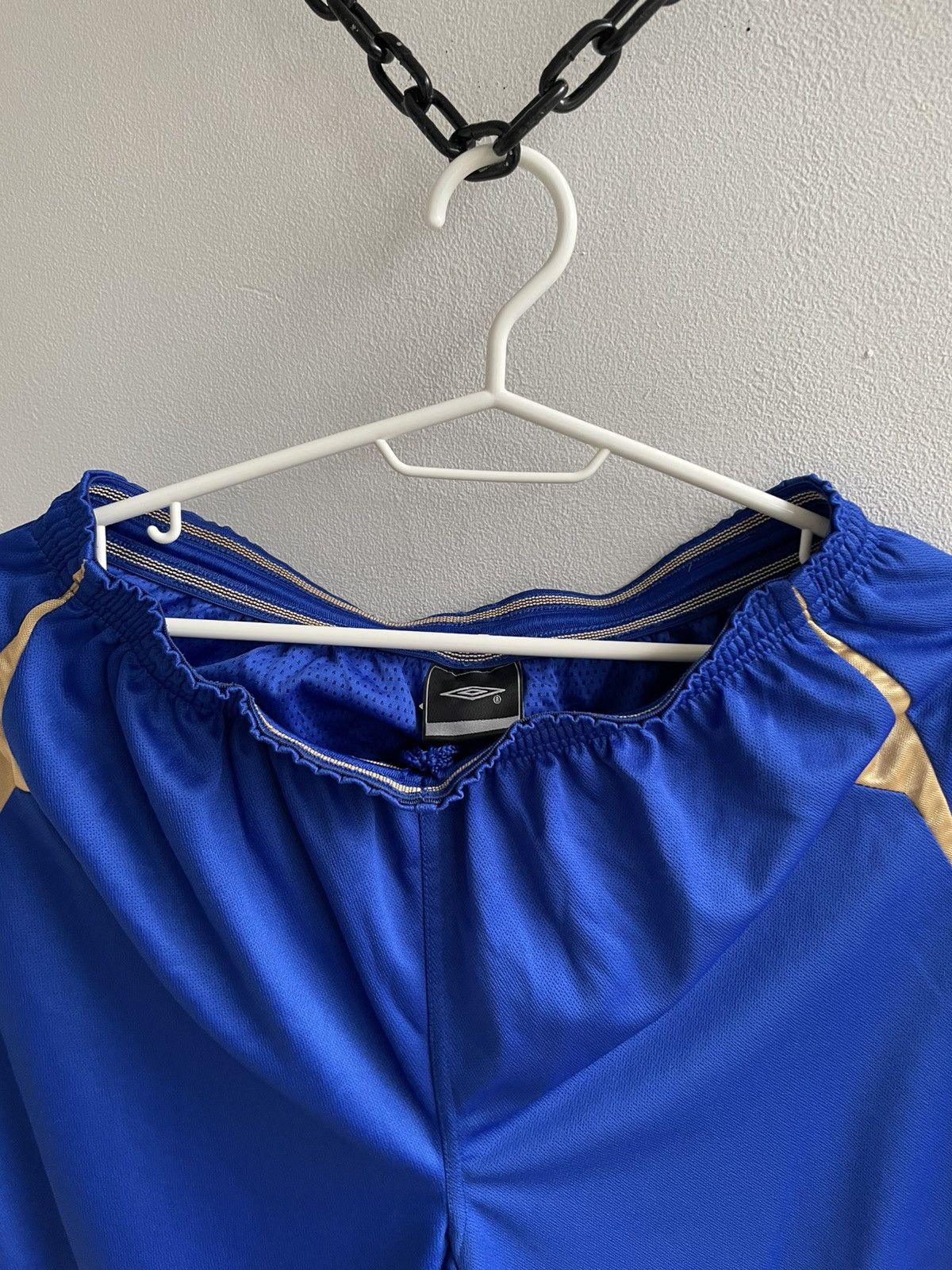 Umbro Chelsea 2005 2006 Home Shorts Football Soccer Umbro Size US 34 / EU 50 - 5 Thumbnail