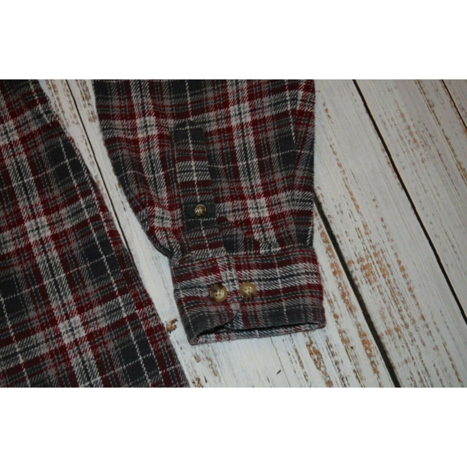 Wrangler WRANGLER RIGGS MENS WORKWEAR FLANNEL SHIRT LARGE RED GRAY PLAID EUC Size US L / EU 52-54 / 3 - 3 Thumbnail