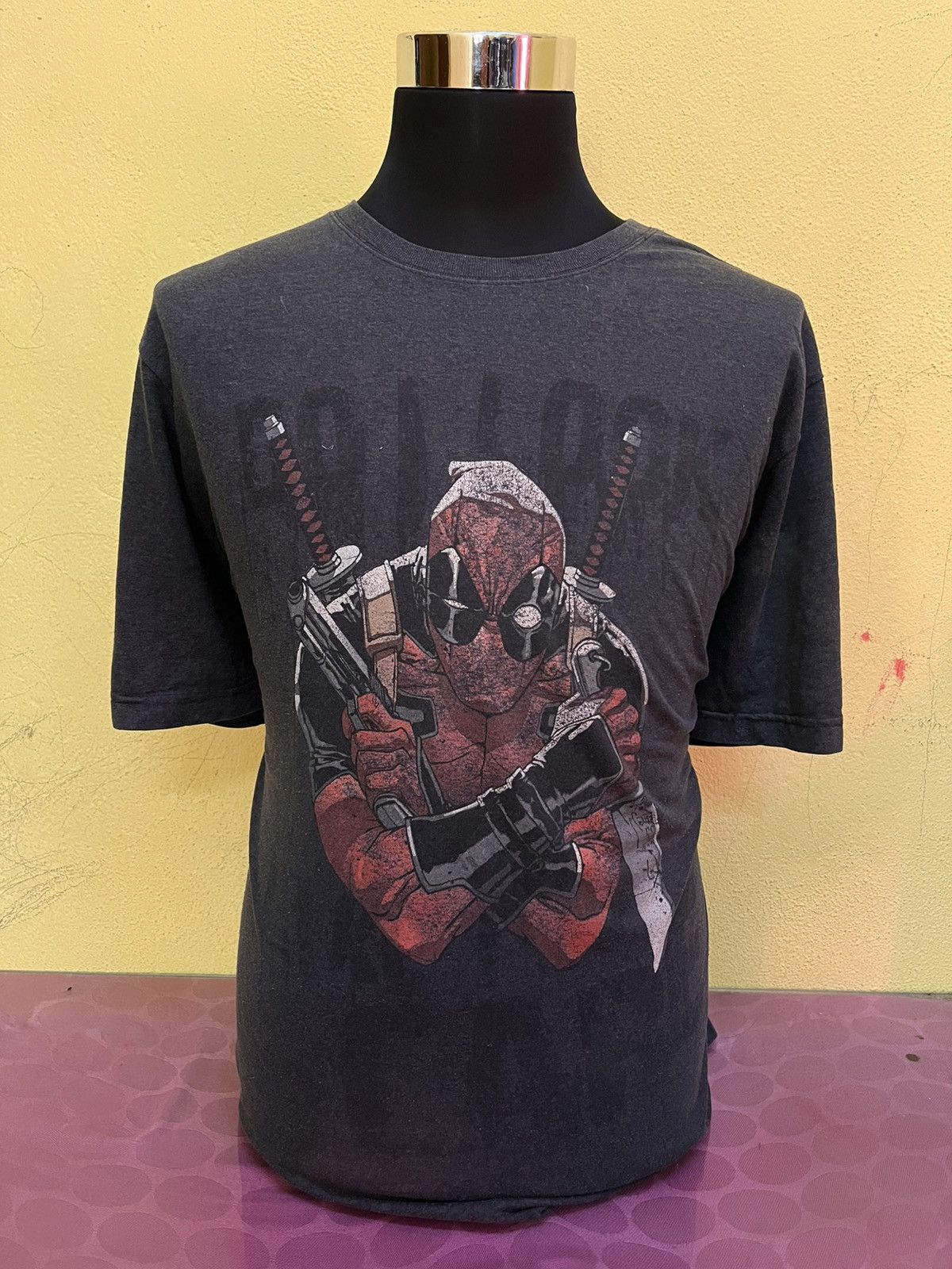 Marvel Comics Deadpool Marvel Tshirt Size US XL / EU 56 / 4 - 2 Thumbnail