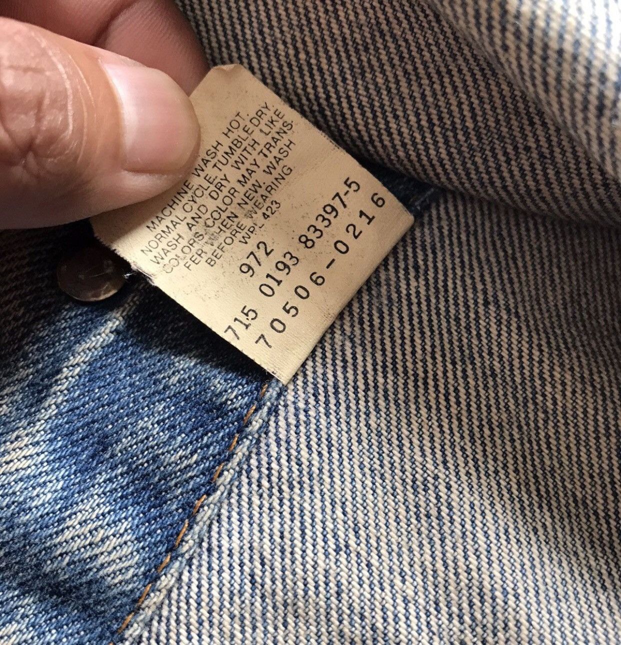 Levi's Vintage Clothing TRUCKER LEVIS BUTTON 715 DISTRESSED DENIM JACKET Size US M / EU 48-50 / 2 - 8 Thumbnail