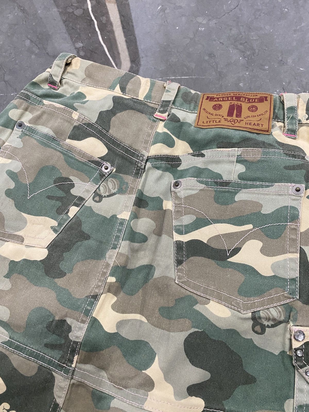 Angel Blue × Hysteric Glamour × Japanese Brand 2000s Angel Blue Camo Mini Skirt Size 24" / US 00 / IT 34 - 6 Thumbnail