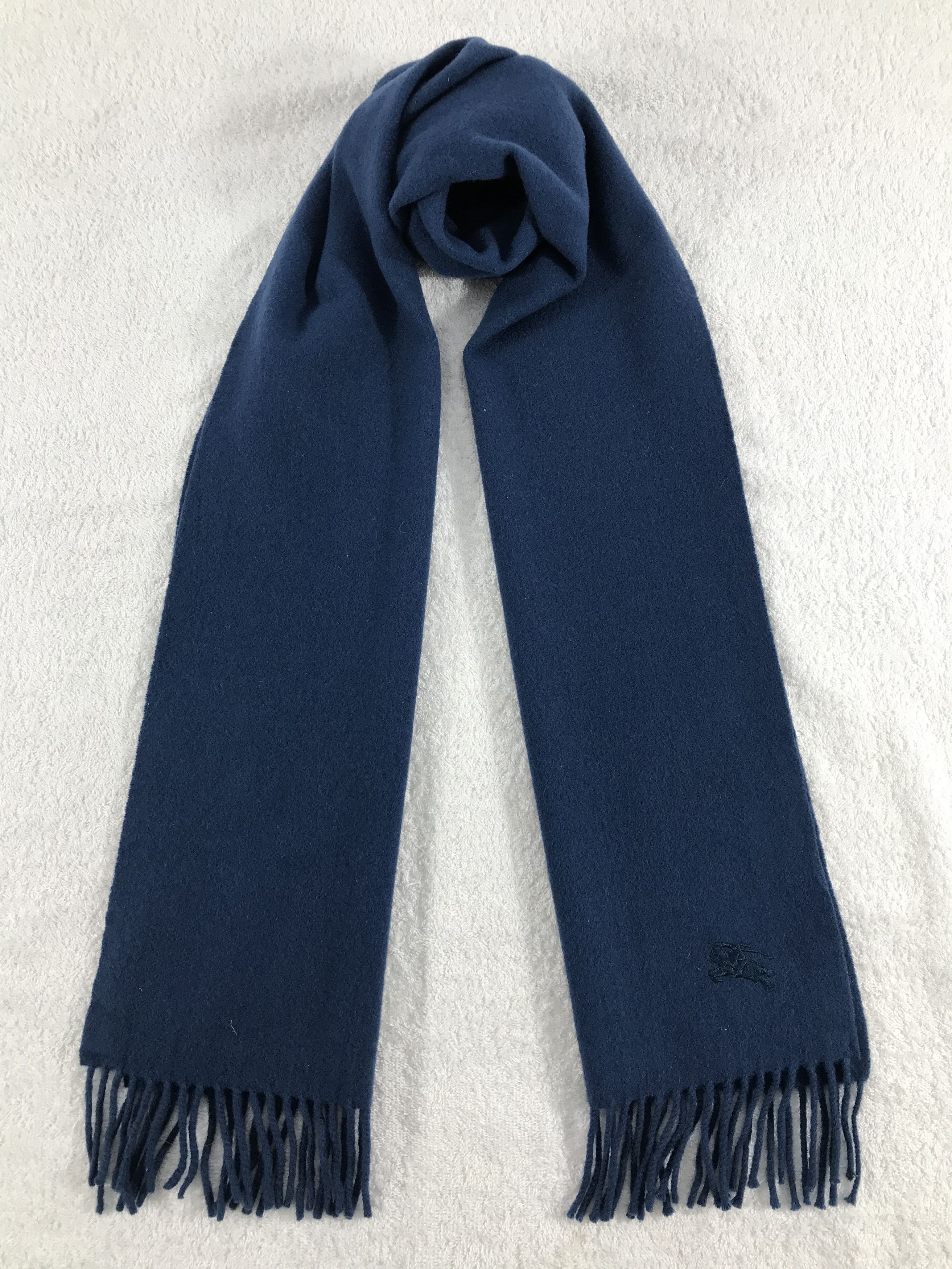 Burberry Vintage Burberry Scarf/Muffler/Neckwear MF657 Size ONE SIZE - 1 Thumbnail