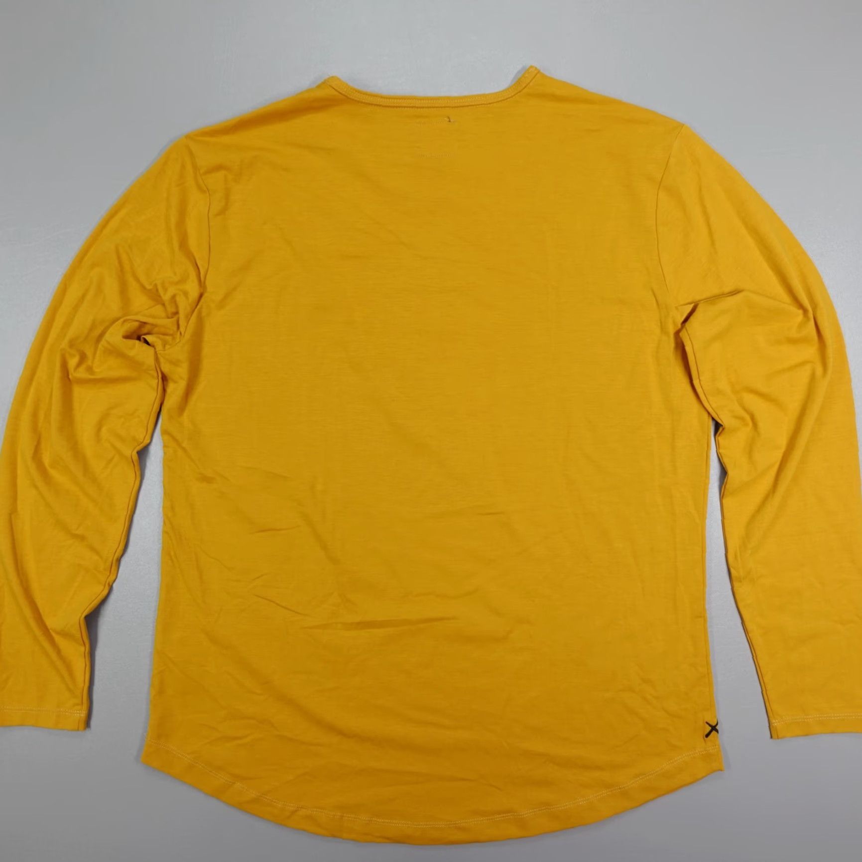 UES Clothing Cuts Clothing Curve Hem Long Sleeve Tee Crew Stretch Mustard Slim Fit Size L Mens T-Shirt Cotton Polyester Spandex Size US L / EU 52-54 / 3 - 8 Thumbnail