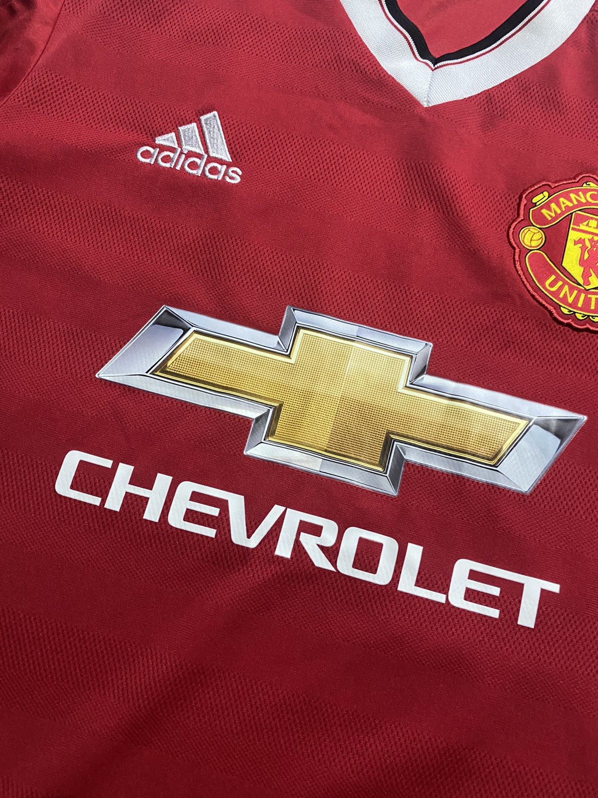 Adidas × Vintage Manchester United 2015/16 home soccer football y2k t shirt Size US M / EU 48-50 / 2 - 7 Thumbnail