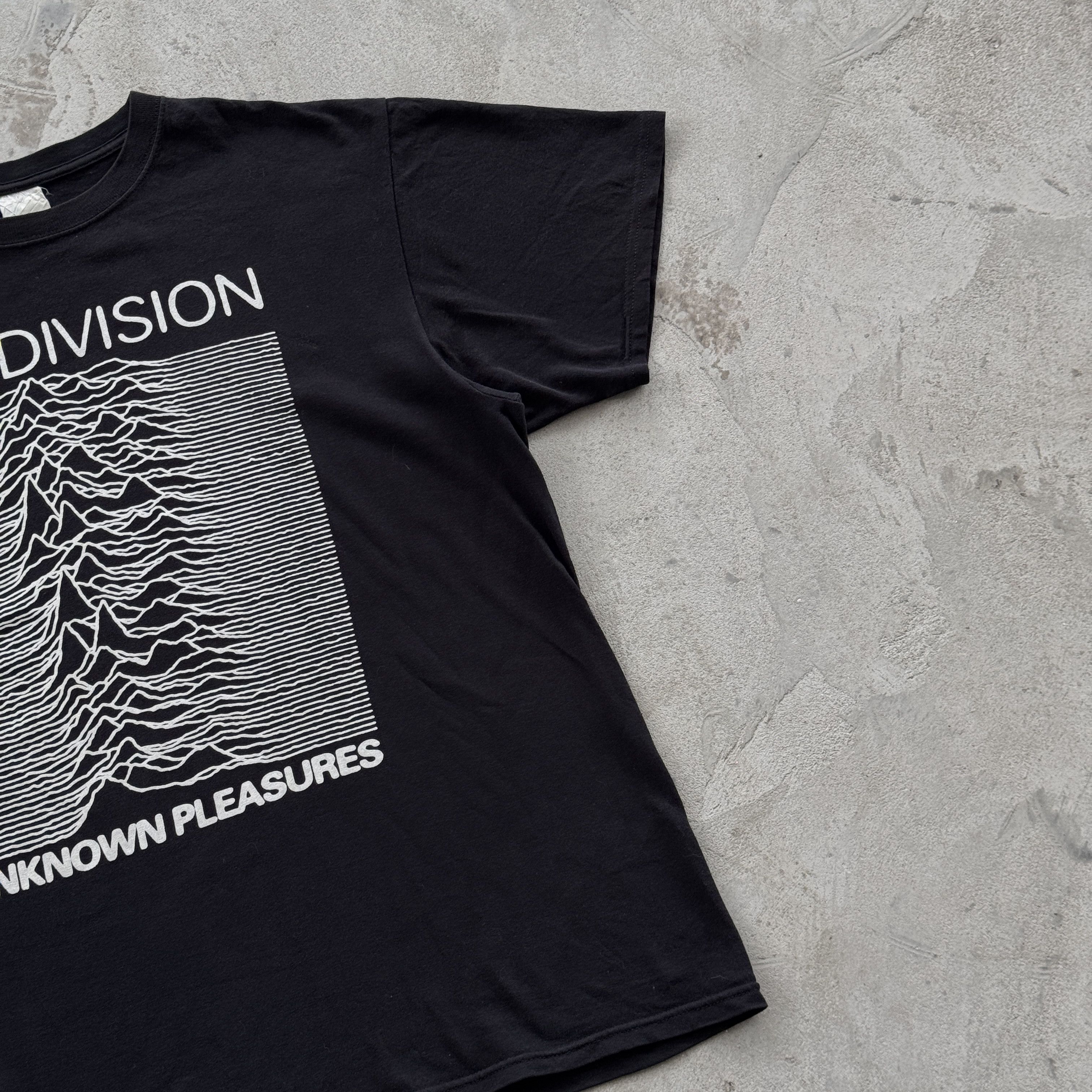 Joy Division Vintage 90s Joy Division Unknown Pleasures Tee Size US L / EU 52-54 / 3 - 2 Thumbnail