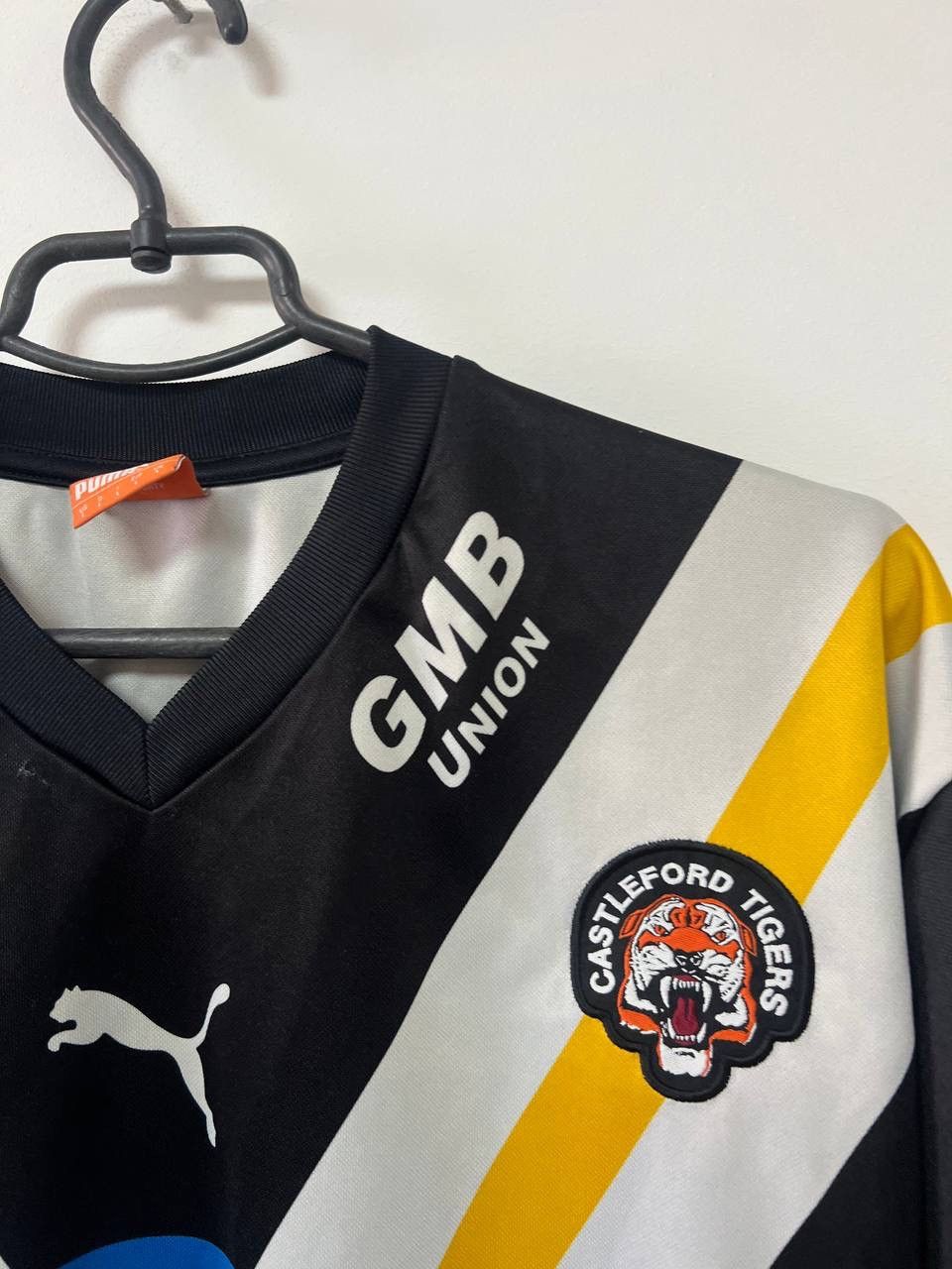 Puma Castleford Tigers 2012/13 Away Rugby League Shirt Puma L Size US L / EU 52-54 / 3 - 10 Thumbnail