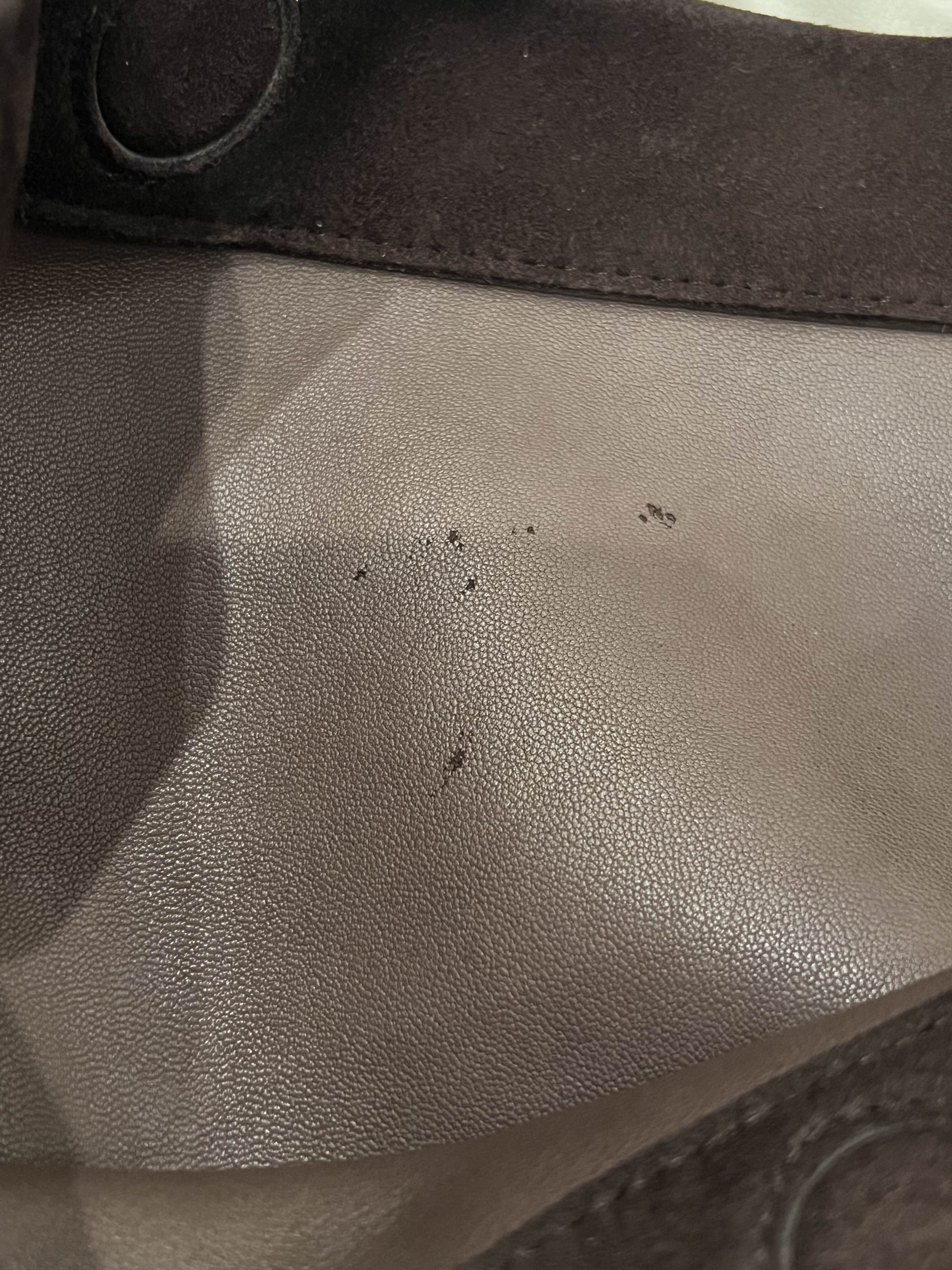 【vujade】　THEO SUEDE LEATHER AFFIX BAG Vuja De Theo Suede Leather Affix Bag