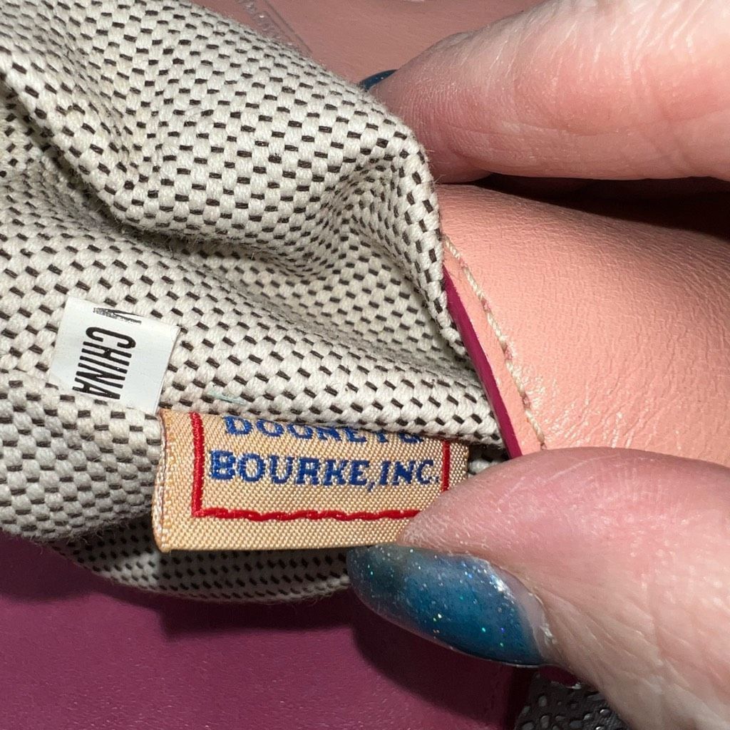 Dooney & Bourke Dooney & Bourke Vintage Enameled Heart Buckle Bag **SEE PICS Size ONE SIZE - 8 Thumbnail