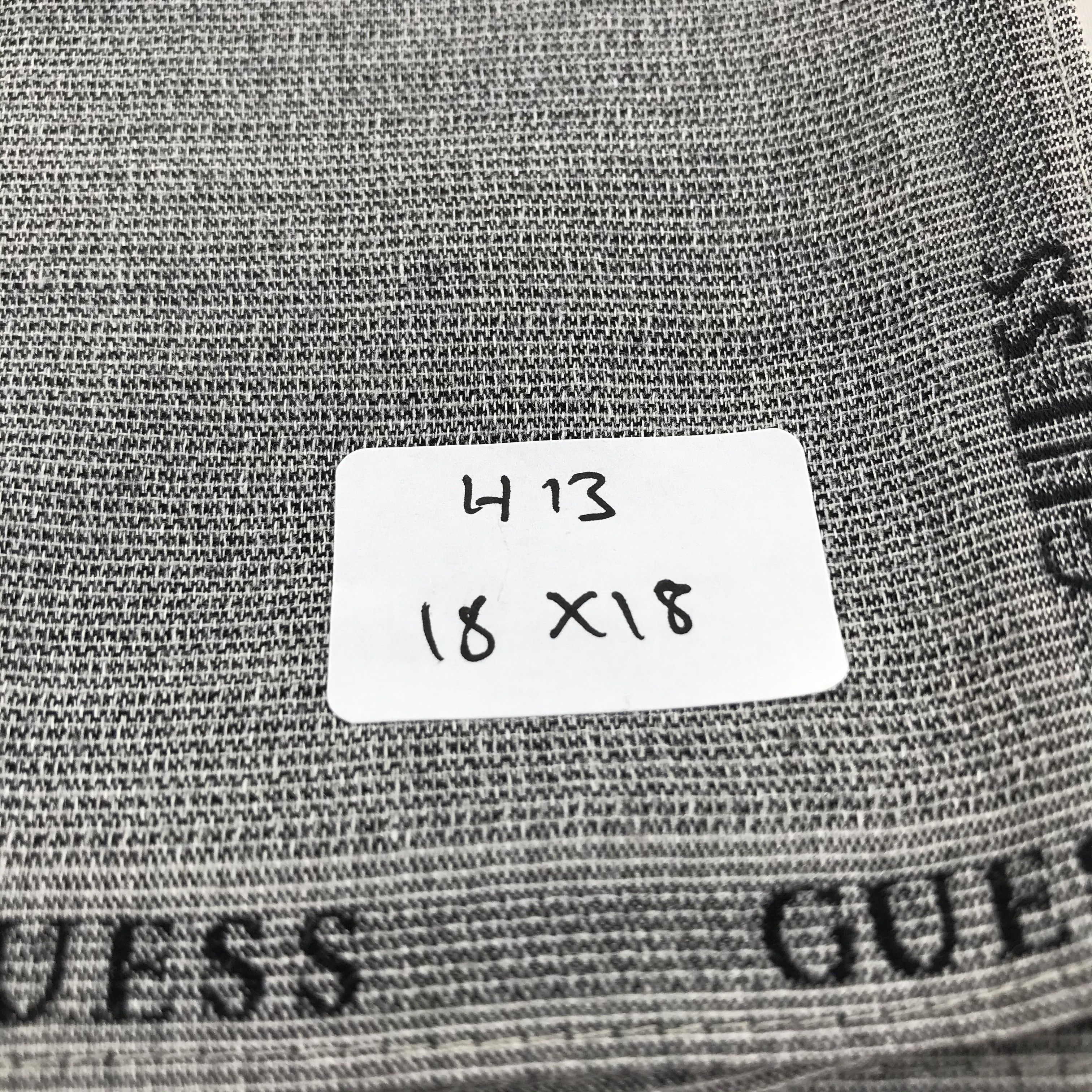 Guess × Vintage Guess Handkerchief Neckerchief Bandana H13 Size ONE SIZE - 6 Thumbnail