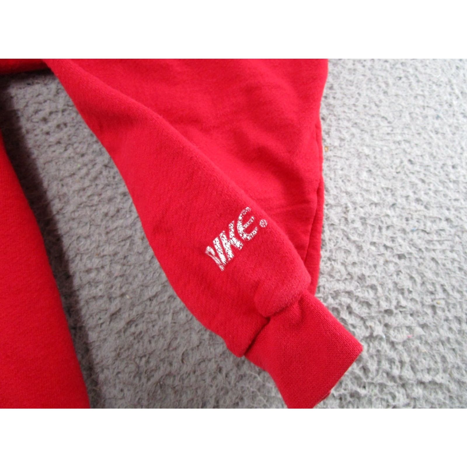 Spell VINTAGE BIKE Wisconsin Badgers Sweatshirt Mens XL Red 90s Sports Pullover Crew Neck Long Sleeve All Seasons Size US XL / EU 56 / 4 - 4 Thumbnail