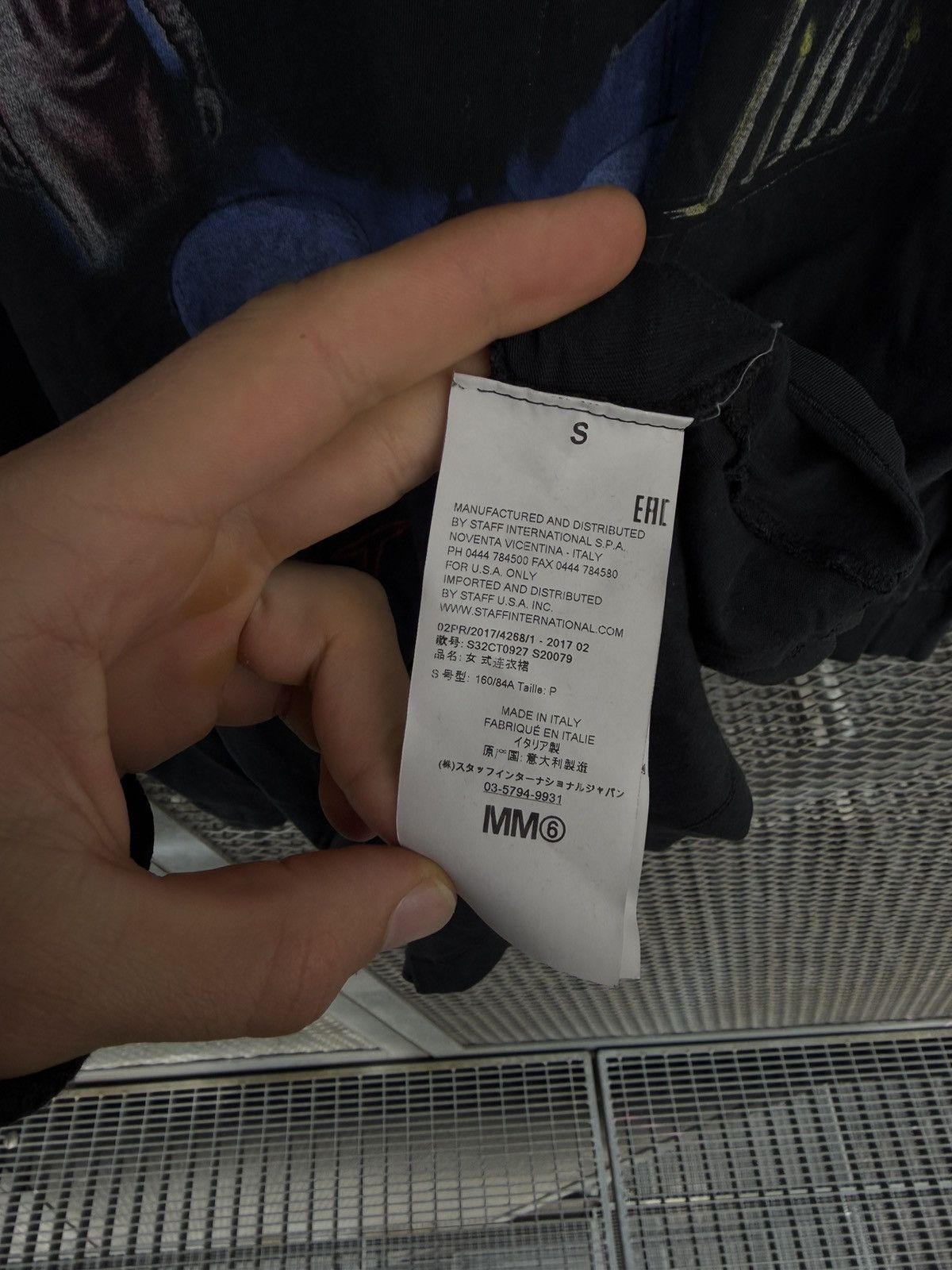 Maison Margiela Maison Margiela MM6 Mystery Man Six Hoodie Size US S / EU 44-46 / 1 - 8 Thumbnail