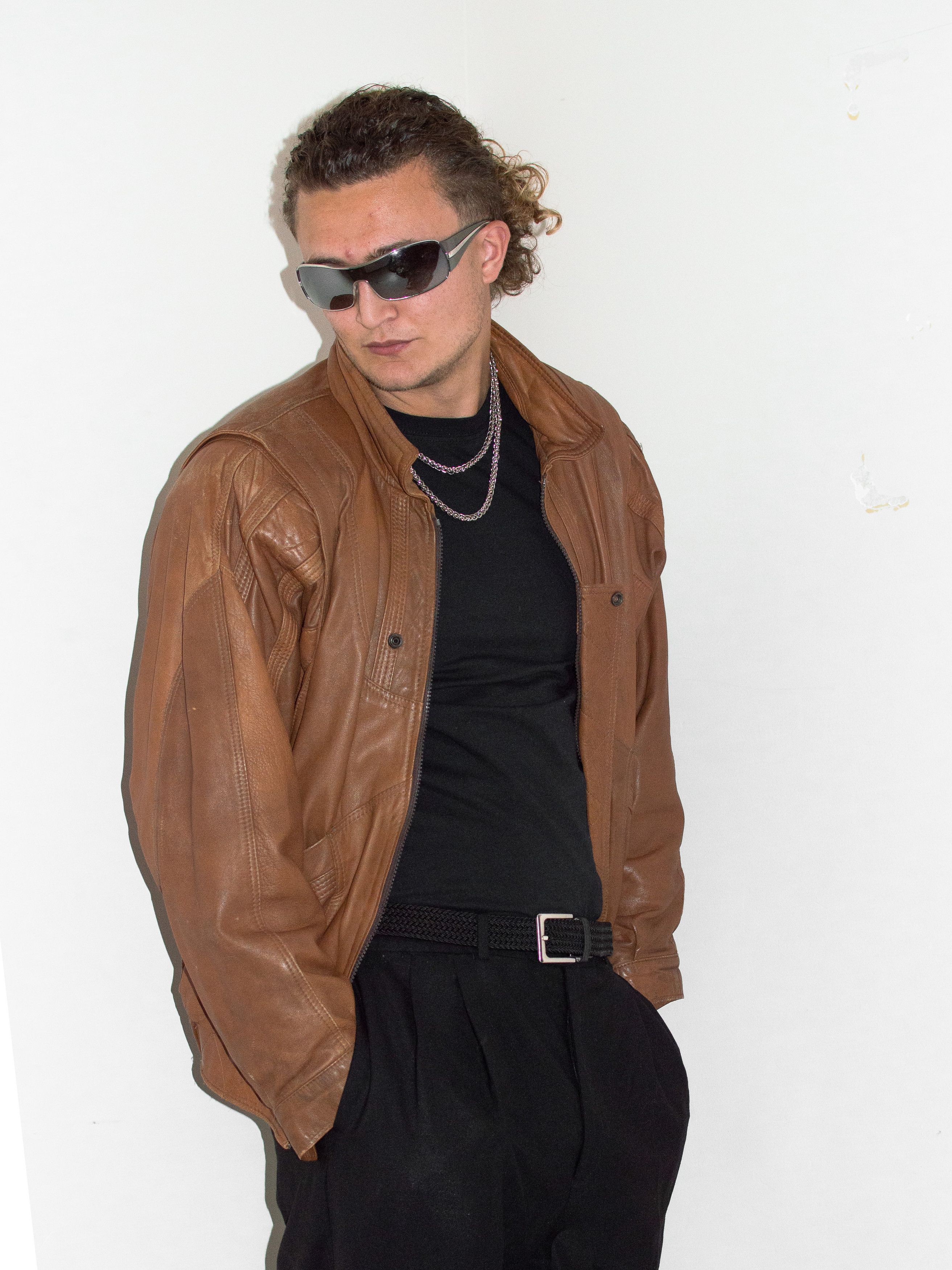 Japanese Brand × Vintage Oversized Bown cuxcut Bomber Leather Streetwear Jacket Size US XL / EU 56 / 4 - 3 Thumbnail