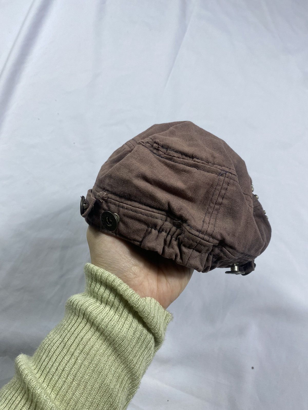 20471120 Two Fold Distressed Studded Commando Coded HAT Ifsix style Size ONE SIZE - 5 Thumbnail