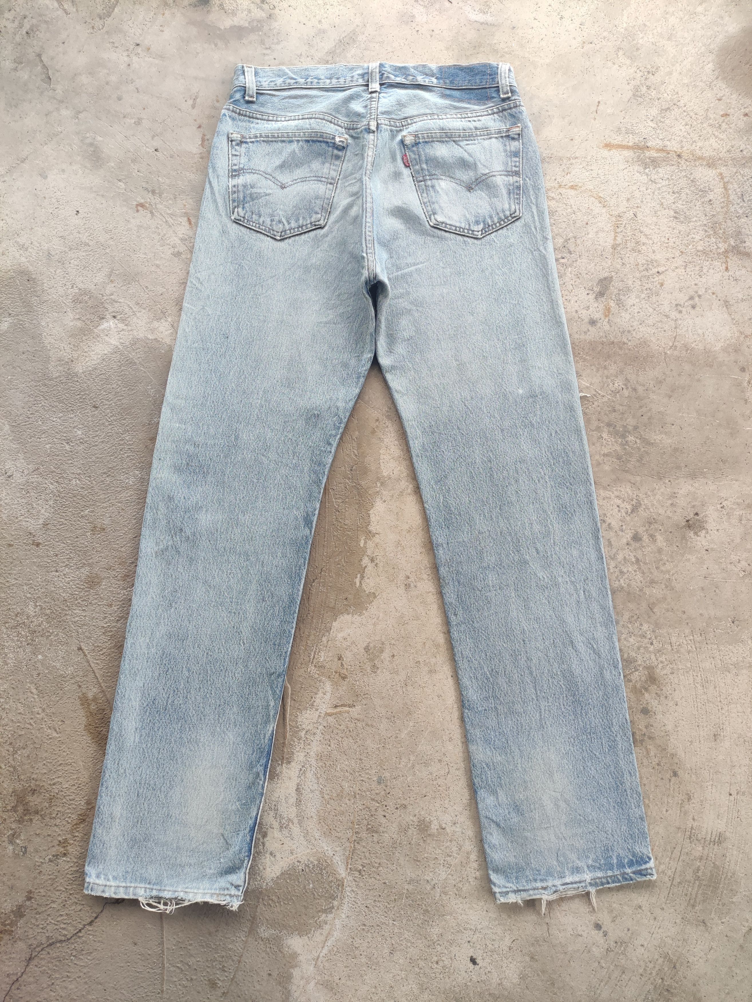 Japanese Brand Vintage Japanese Button Jean Distressed Faded Denim Size US 32 / EU 48 - 8 Thumbnail