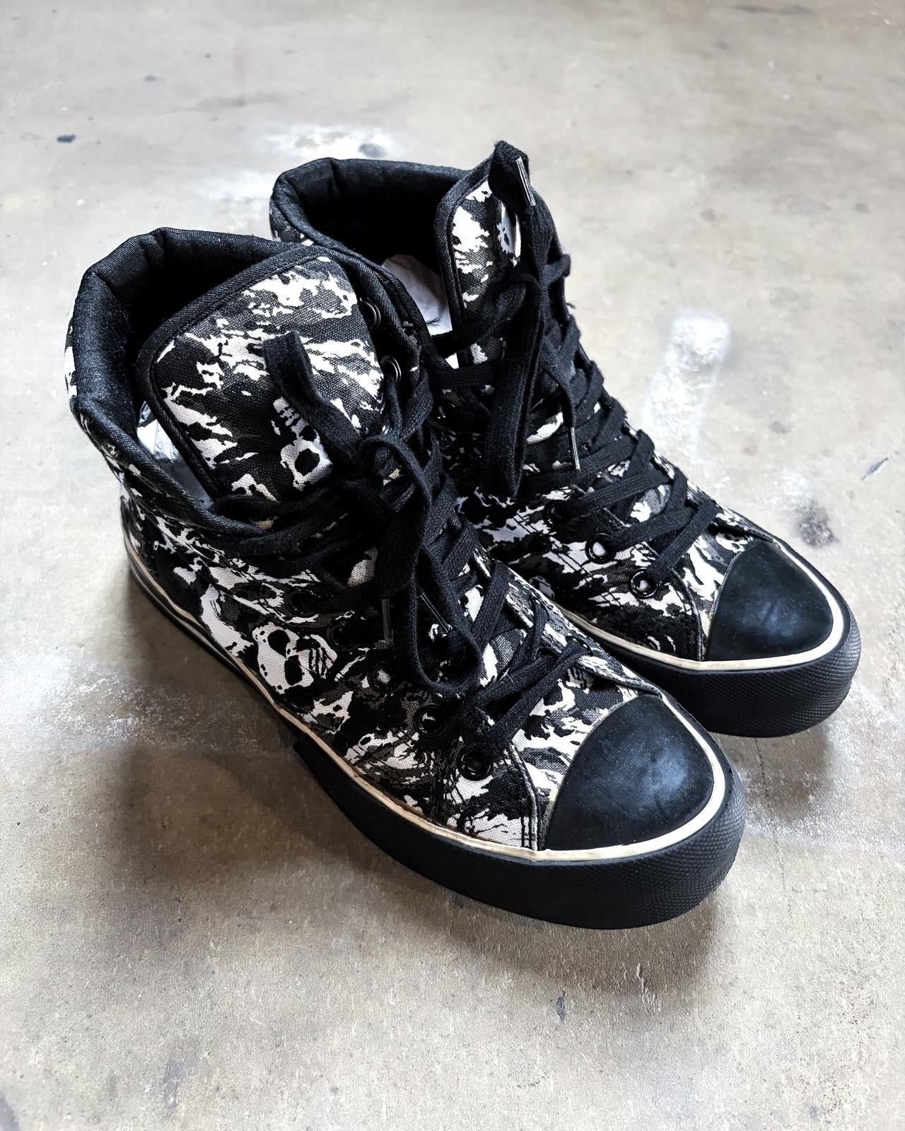Number (N)ine S/S01 SKULL HIGH TOP CONVERSE Size US 7.5 / EU 40-41 - 4 Thumbnail