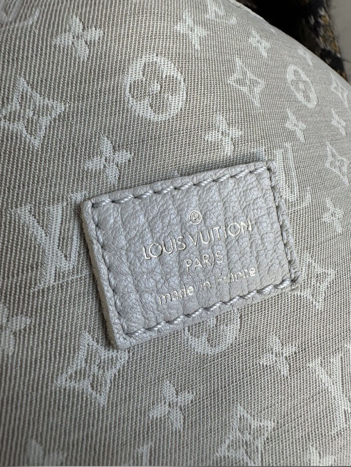 Louis Vuitton Mini Lin Monogram Messenger Bag Size ONE SIZE - 7 Thumbnail