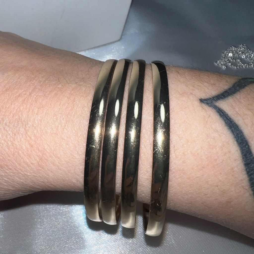 Other Set of 4 Gold Tone Thick Bangle Bracelets Size ONE SIZE - 1 Thumbnail