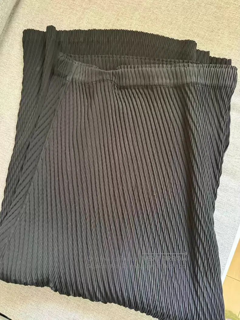 Issey Miyake Issey Miyake size:1 Small fish scale pants Size 31" - 5 Thumbnail
