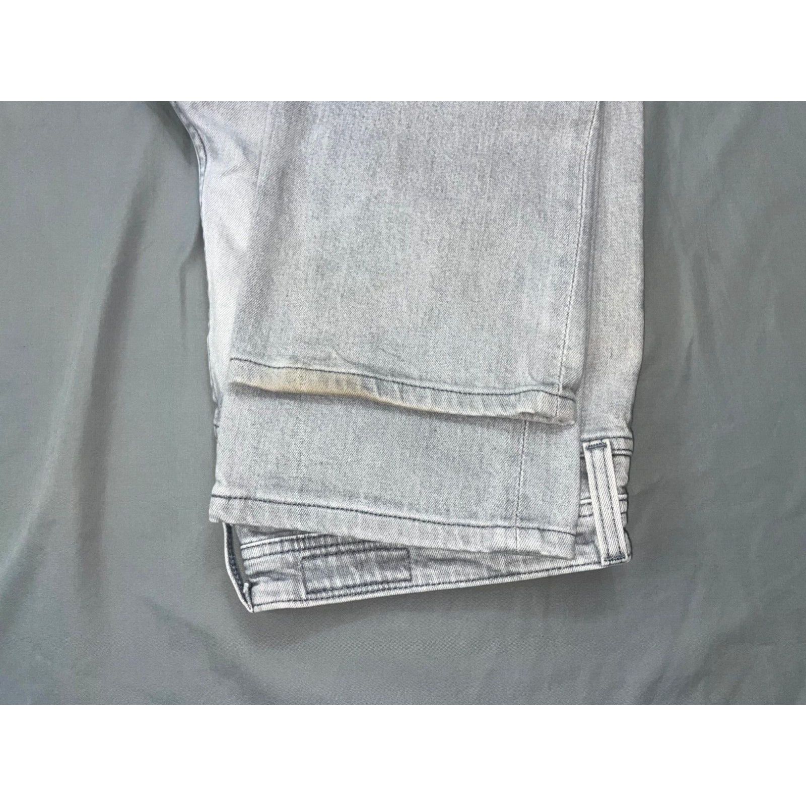 Vintage AG AG-ED Denim The Graduate Tailored Leg Stretch Jeans. Light ...