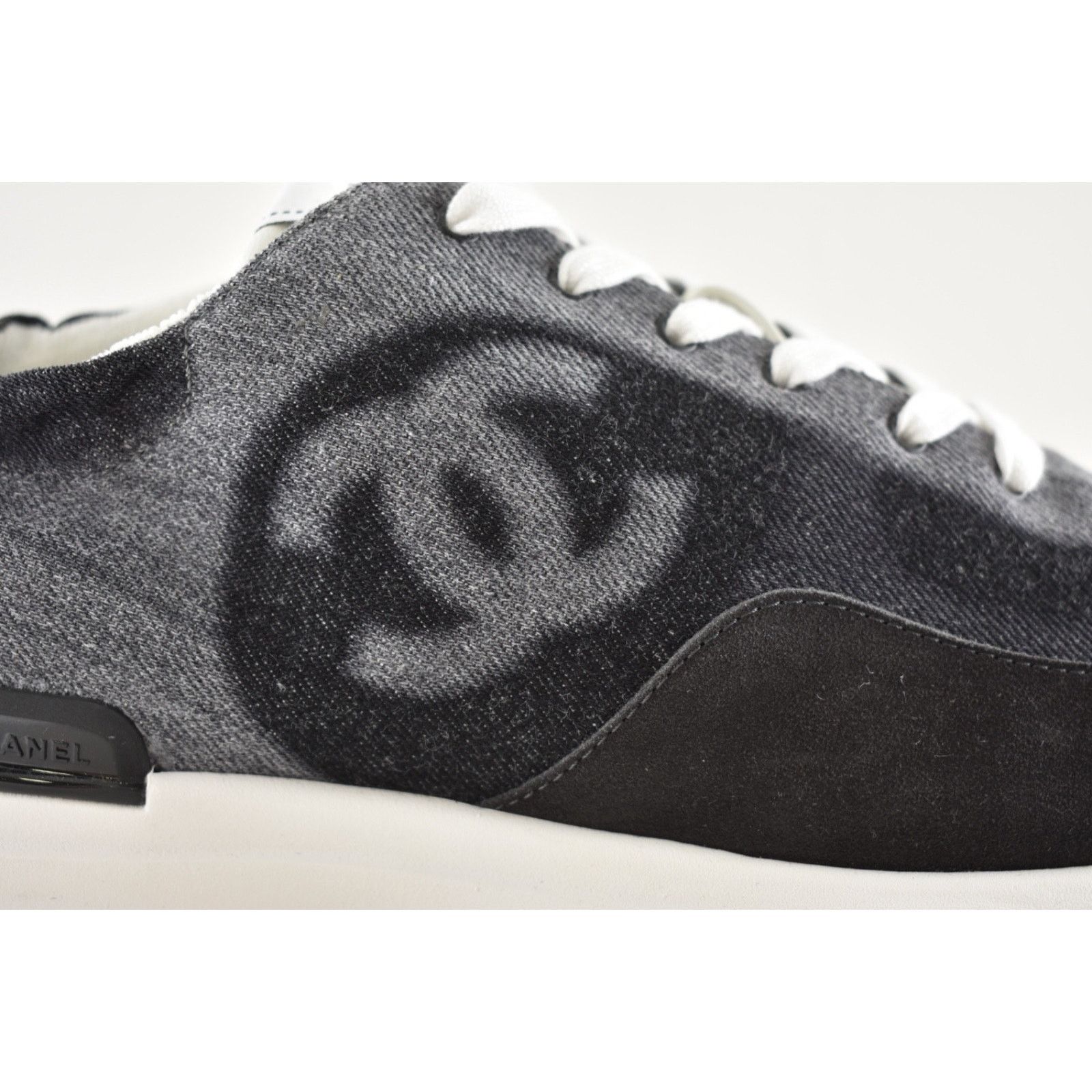 Chanel Mens Denim CC Logo Lace Up Low Top Trainer Sneaker Size US 11 / EU 44 - 5 Thumbnail