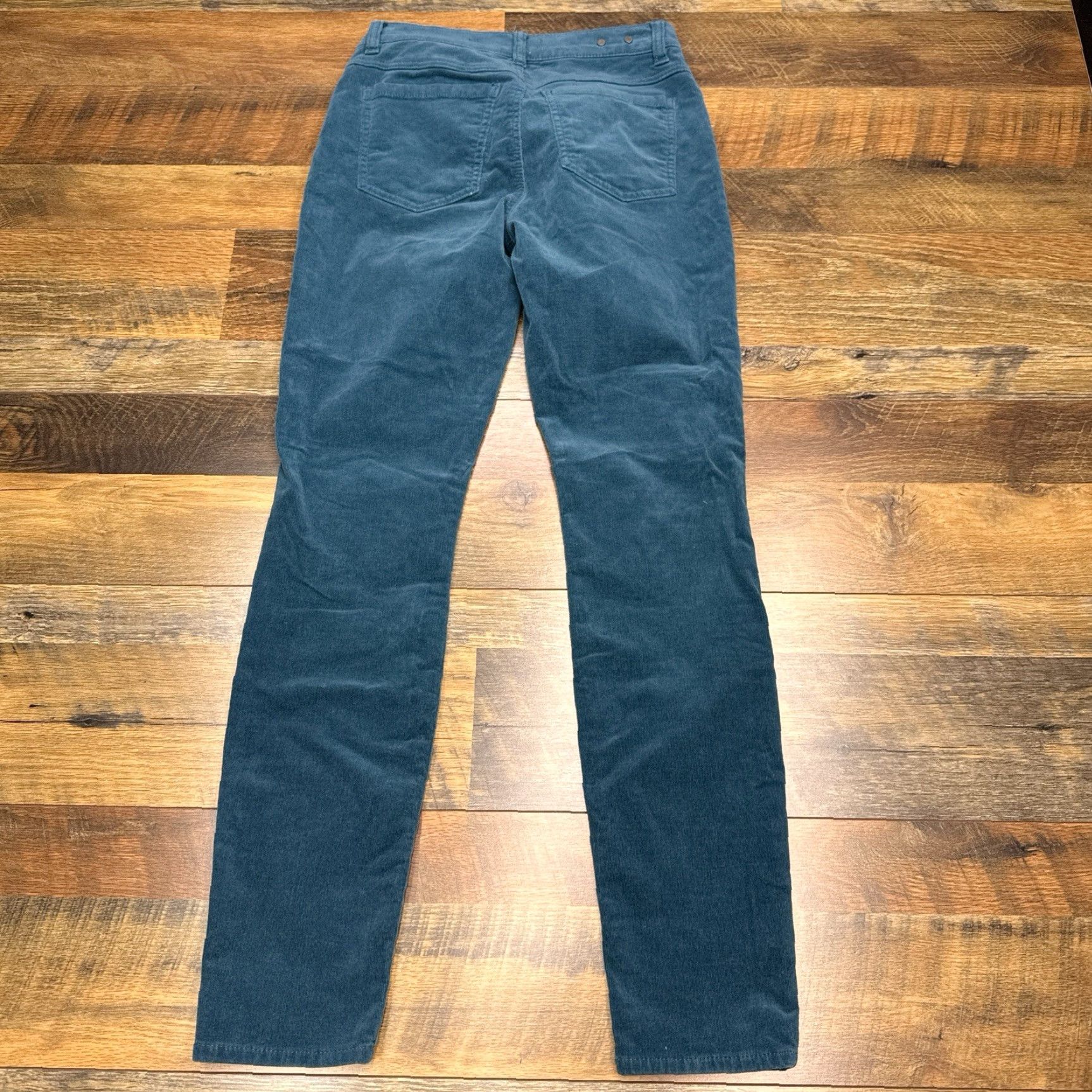 Vintage CAbi Womens Pants Skinny Corduroy 2 Teal Green Mid Rise Stretch Travel Casual Party/Cocktail City Slim Waist 26 in Flat Front Inseam 30 in Size 26" / US 2 / IT 38 - 3 Thumbnail