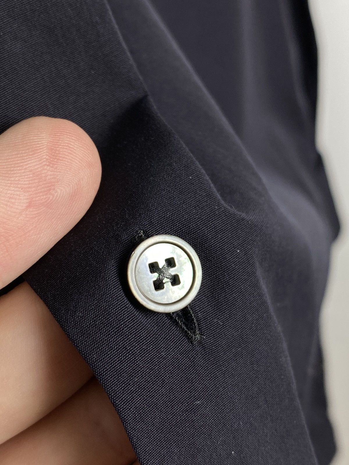 Louis Vuitton Louis Vuitton Formal Shirt Button Up Cufflinks size 39 15.5 Size US S / EU 44-46 / 1 - 7 Thumbnail