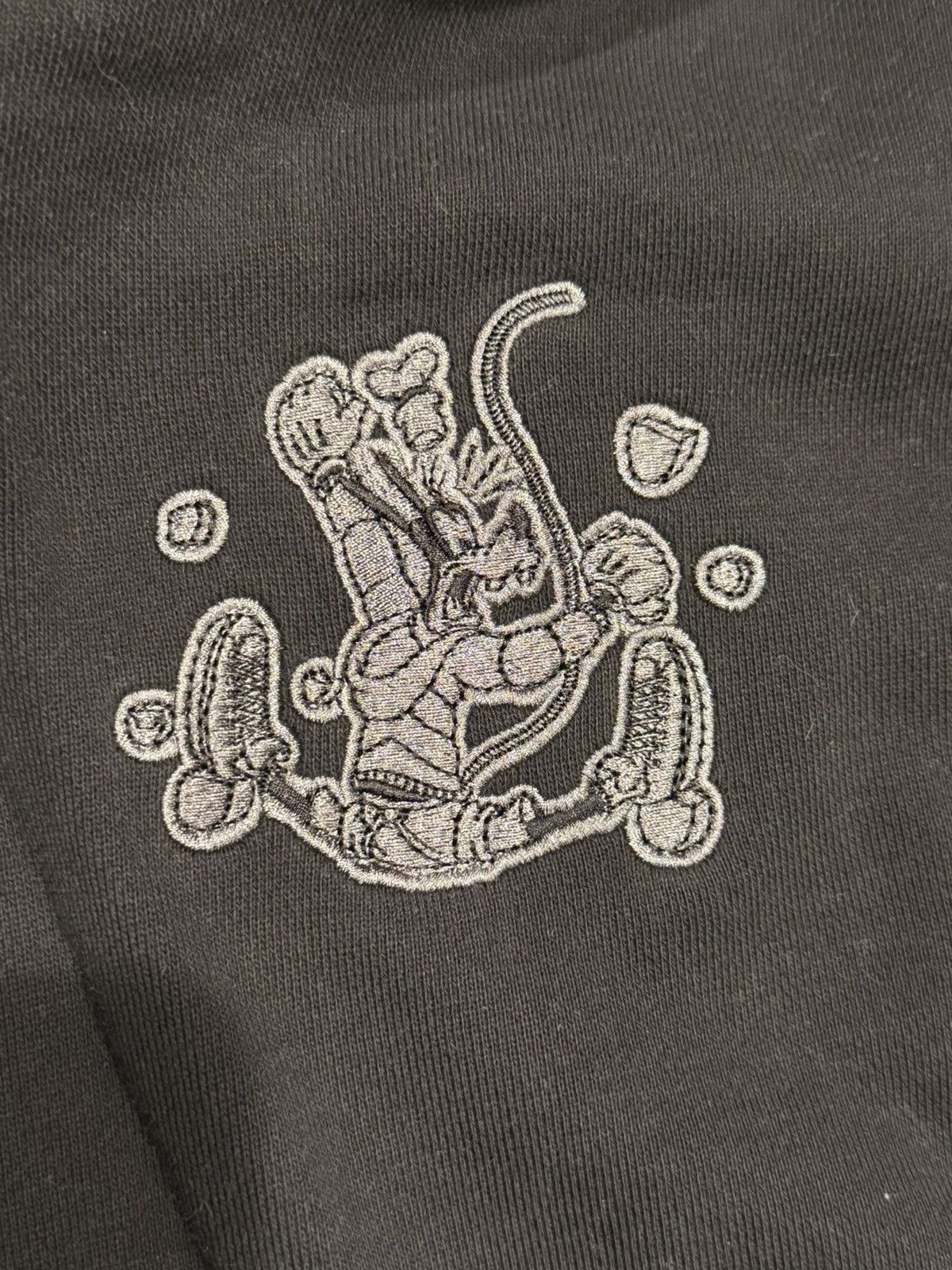 Adidas × Disney Adidas/Disney “Goofy” Crewneck Size US L / EU 52-54 / 3 - 7 Thumbnail
