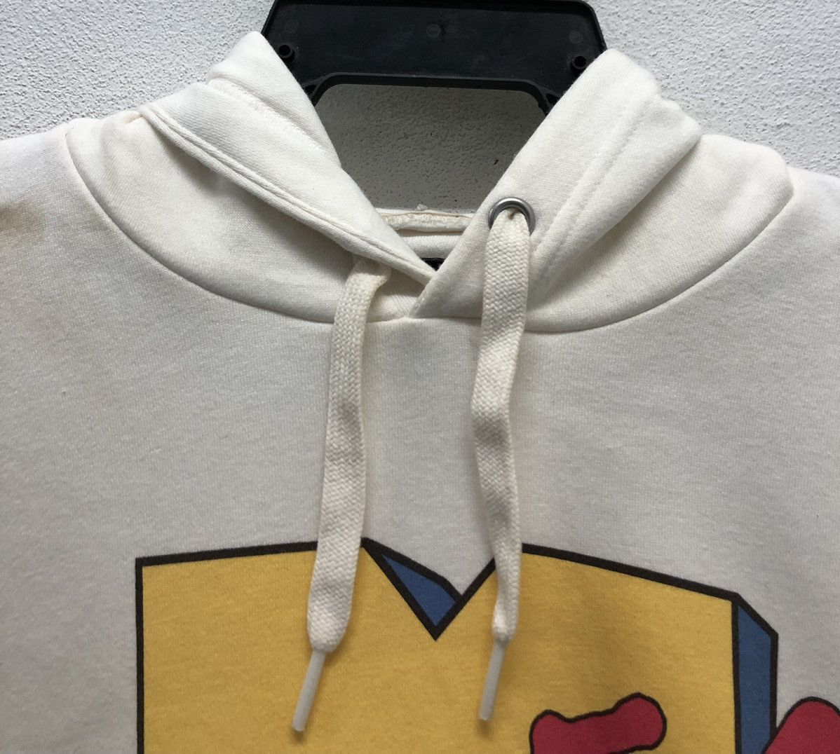 GU GU x MTV Logo Hoodie – Vintage Style – White Size US M / EU 48-50 / 2 - 3 Thumbnail