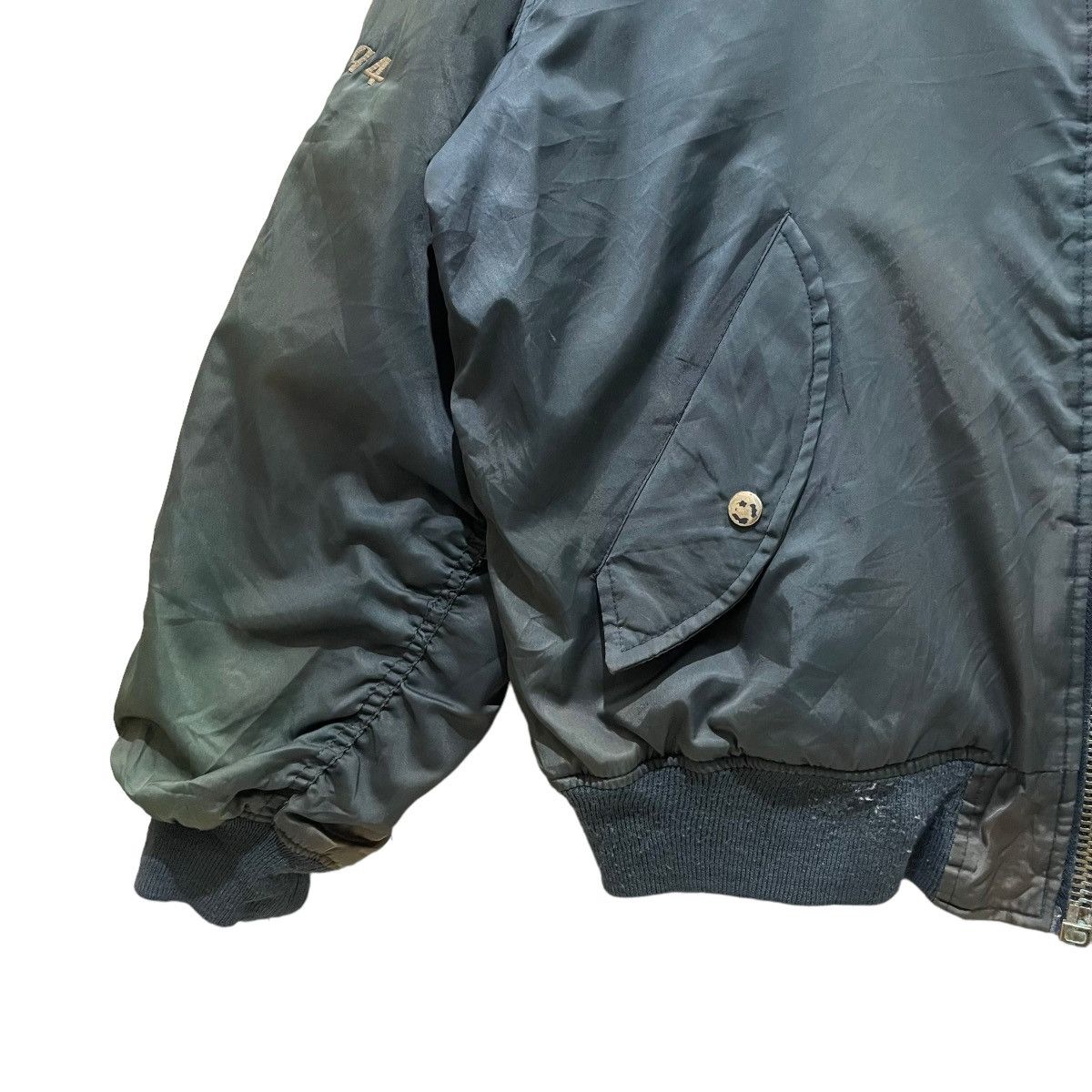 Bullhead Denim Co. × Vintage Vintage 1994 MA-1 BULLHEAD Zipper Bomber Jacket Size US L / EU 52-54 / 3 - 7 Thumbnail