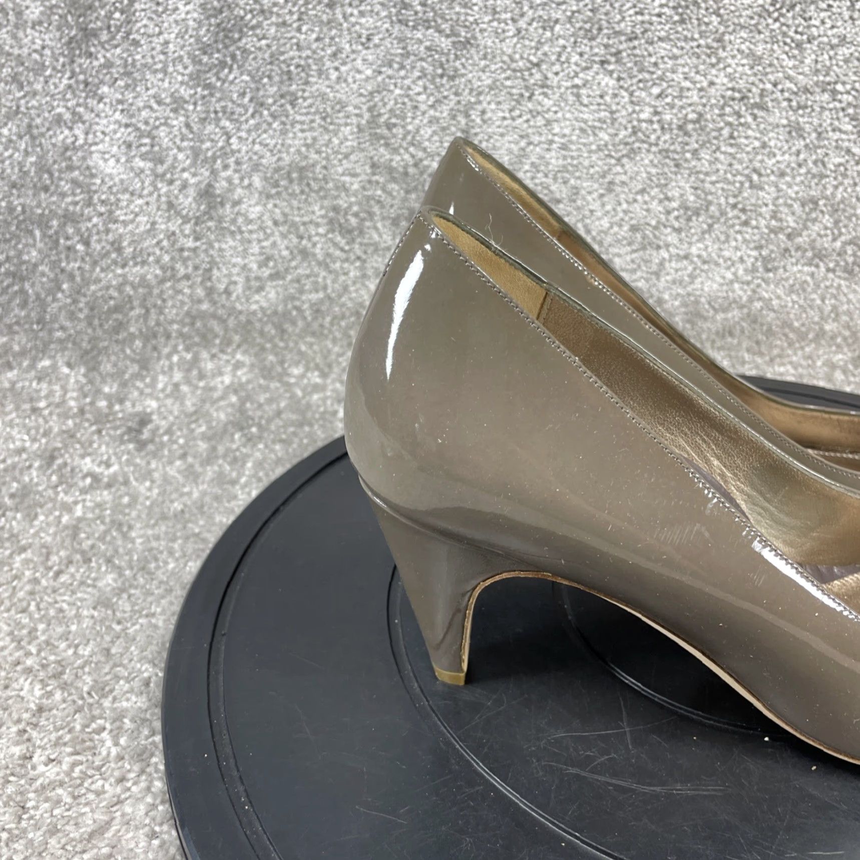Vintage VINTAGE Dana Davis Pump Womens Size 10 B Patent Leather Pointed Toe Kitten Heel Casual Fall Winter Shoes Size US 10 / IT 40 - 3 Thumbnail