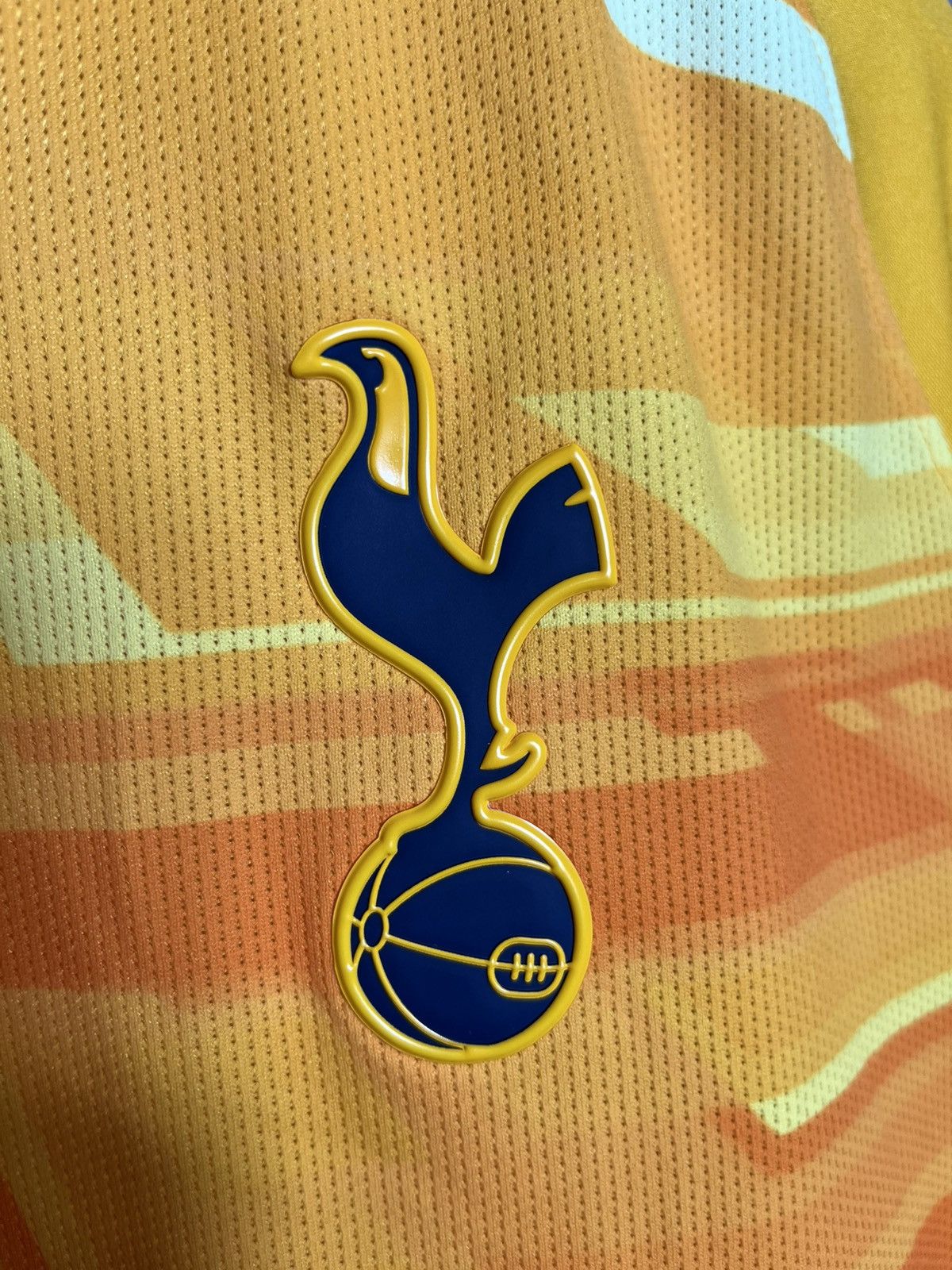 Nike Tottenham Hotspur Nike 2019 2020 Goalkeeper Shirt Jersey Size US L / EU 52-54 / 3 - 6 Thumbnail
