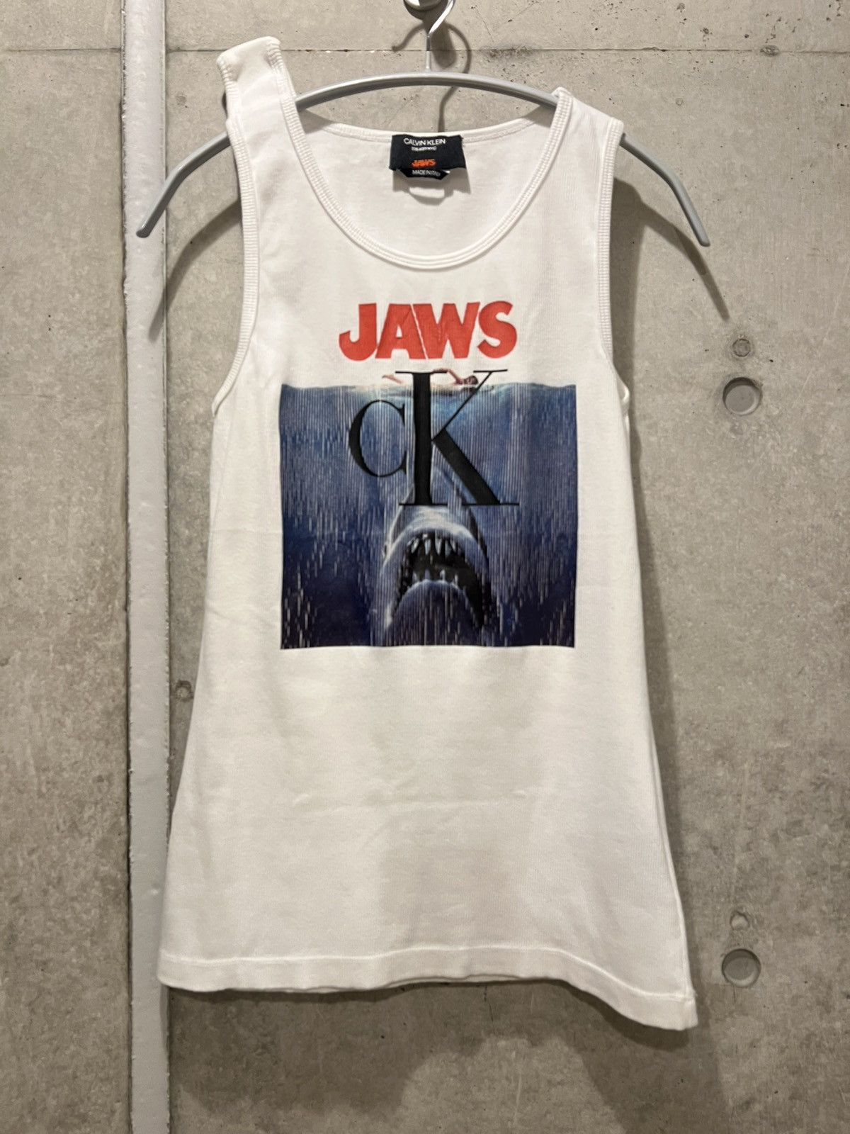 CALVIN KLEIN 205W39NYC JAWS Asymmetrical Shoulder Tank