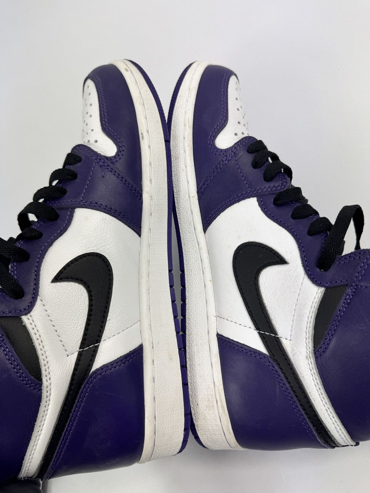Nike JORDAN 1 RETRO HIGH TOP SNEAKERS Size US 10 / EU 43 - 5 Thumbnail