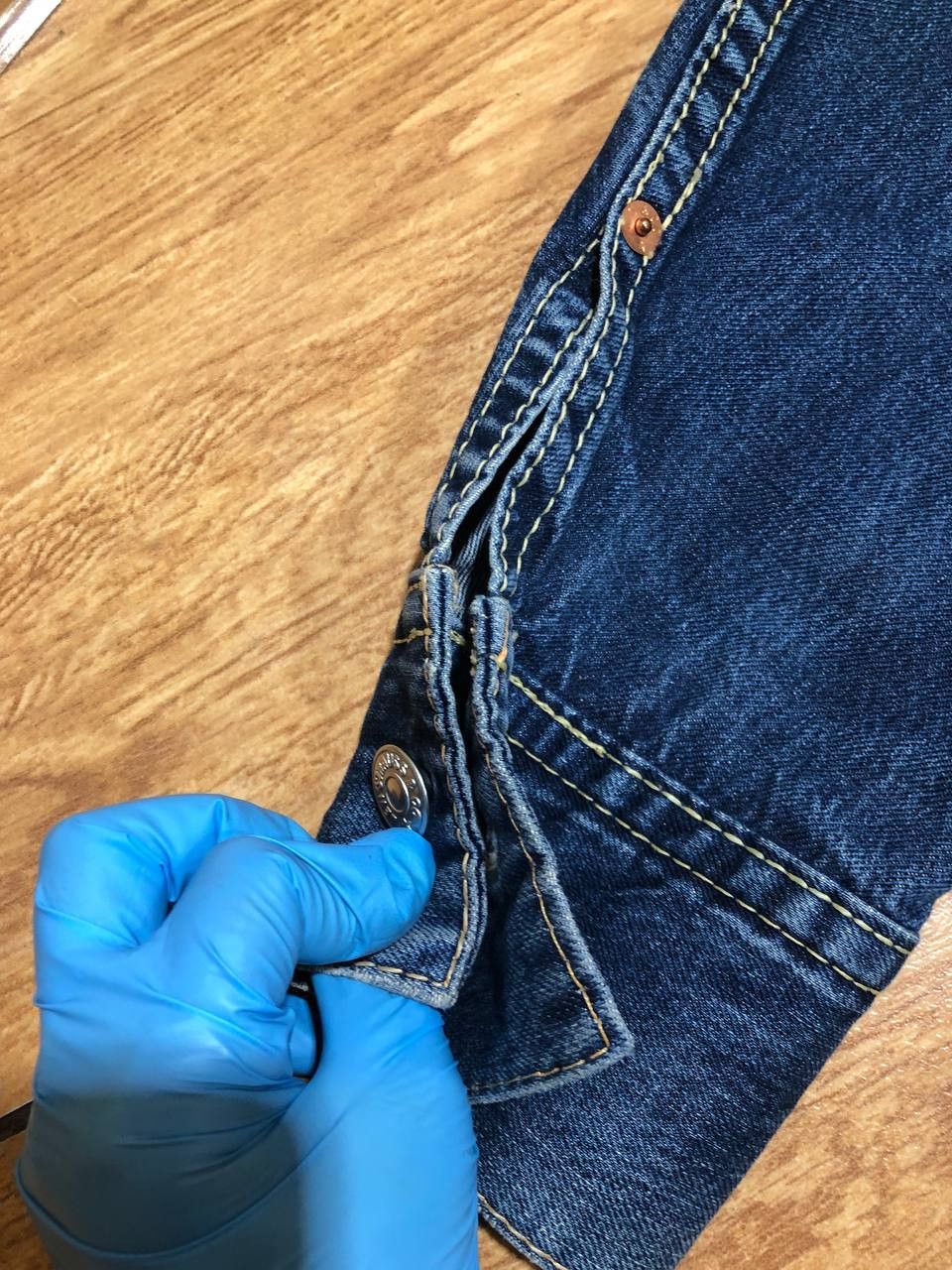 Levi's Levis Type 1 Trucker Denim Jacket Size L Iconic Jean Western Size US L / EU 52-54 / 3 - 16 Thumbnail