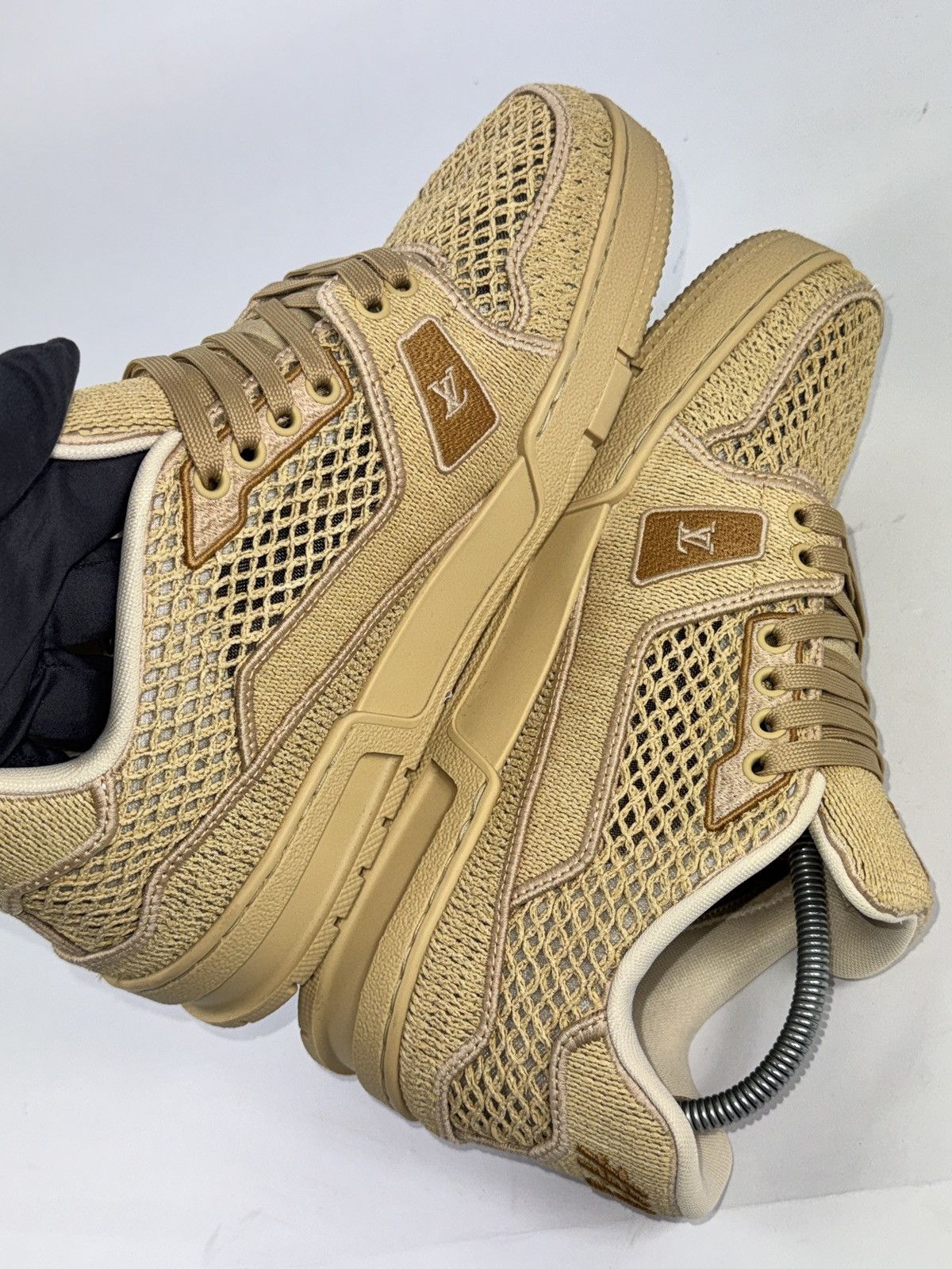 Louis Vuitton RAFFIA LOW TOP SNEAKERS Size US 10.5 / EU 43-44 - 4 Thumbnail